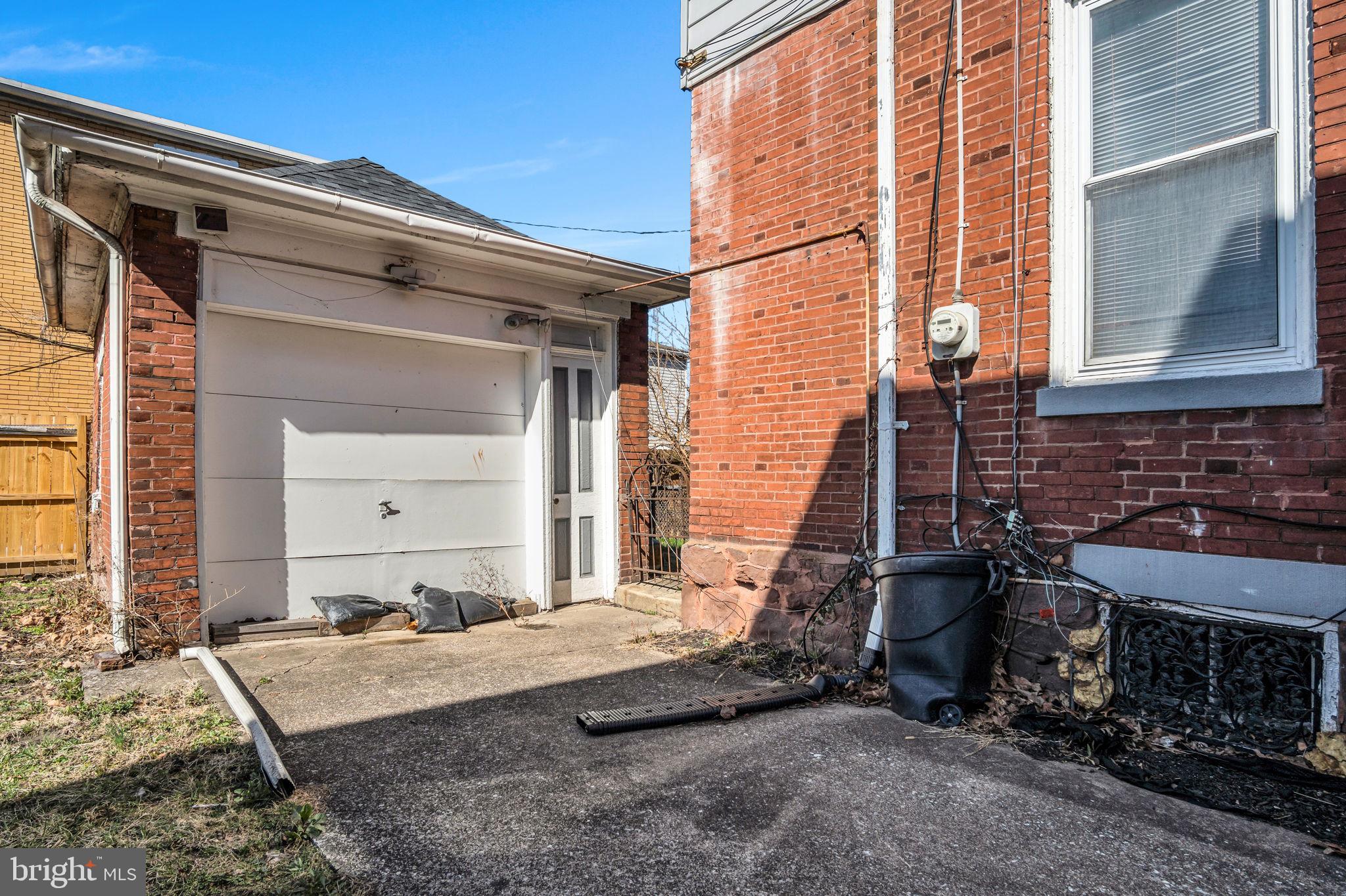 HARRISBURG CITY - Residential