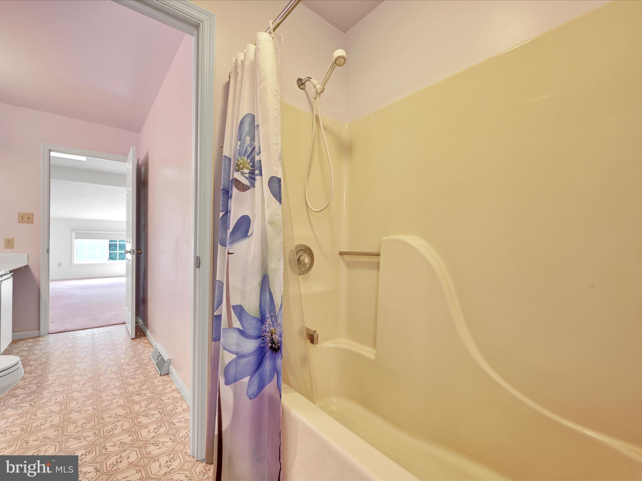 HILLTOP - Residential