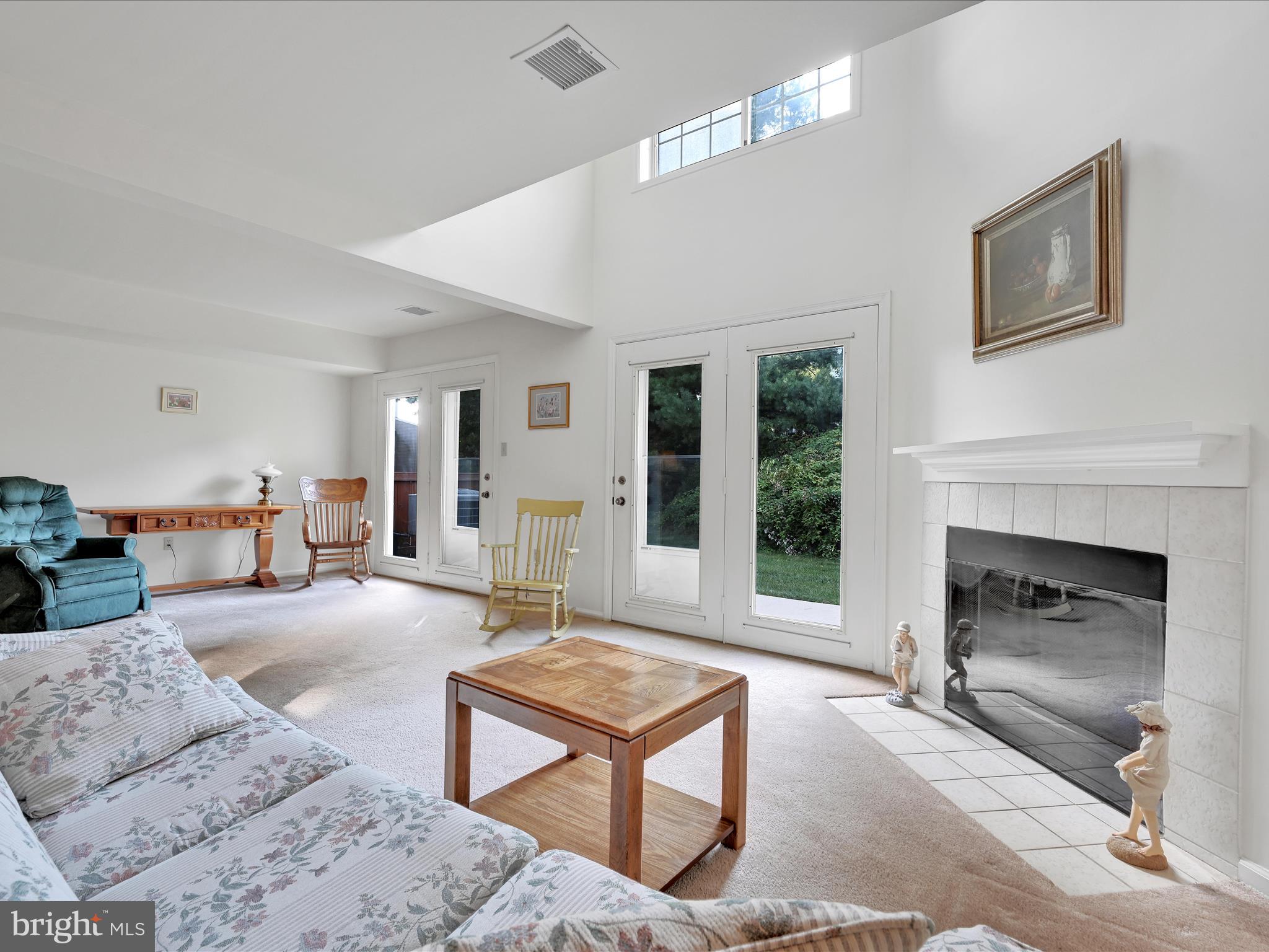 HILLTOP - Residential