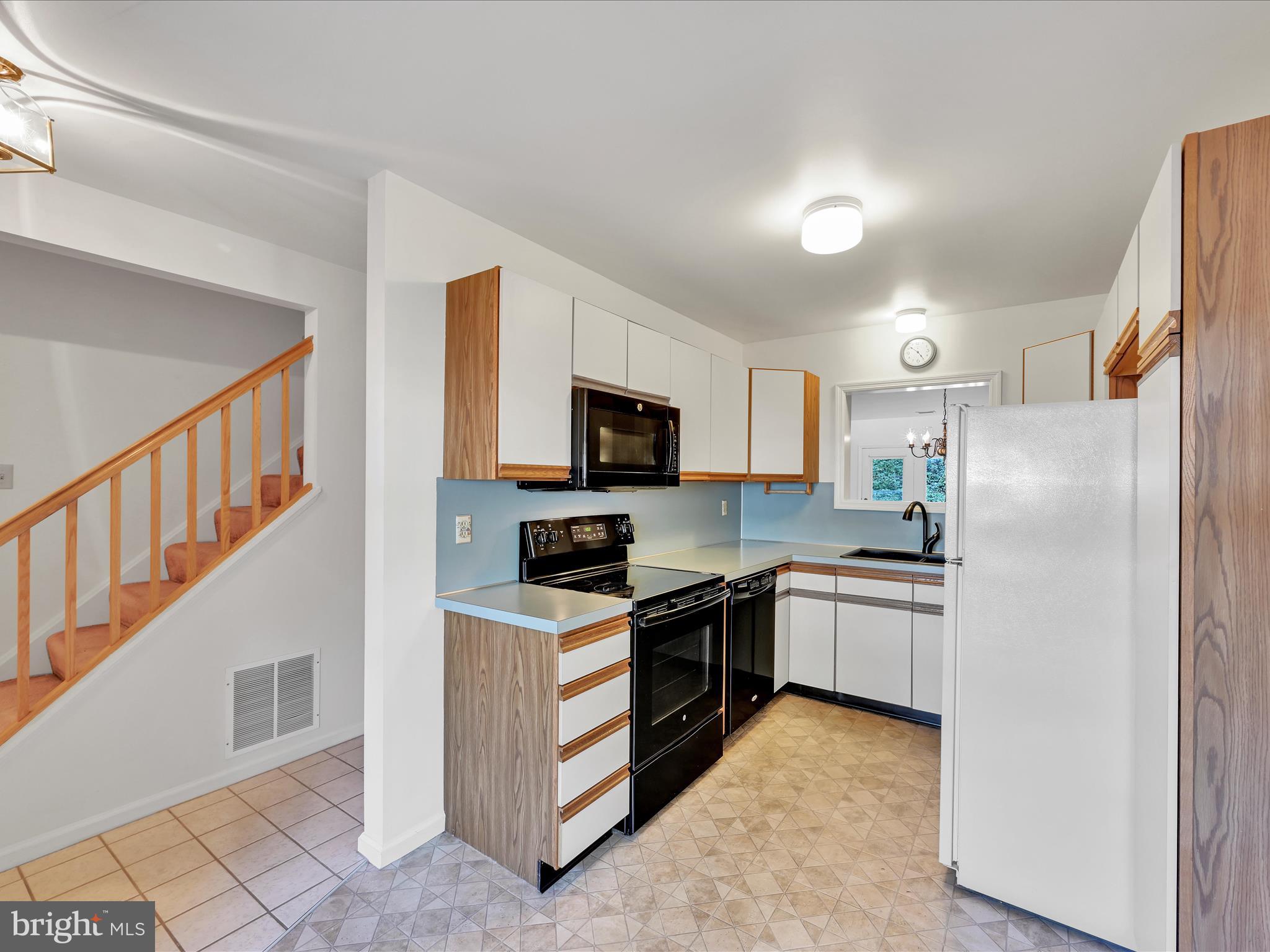 HILLTOP - Residential