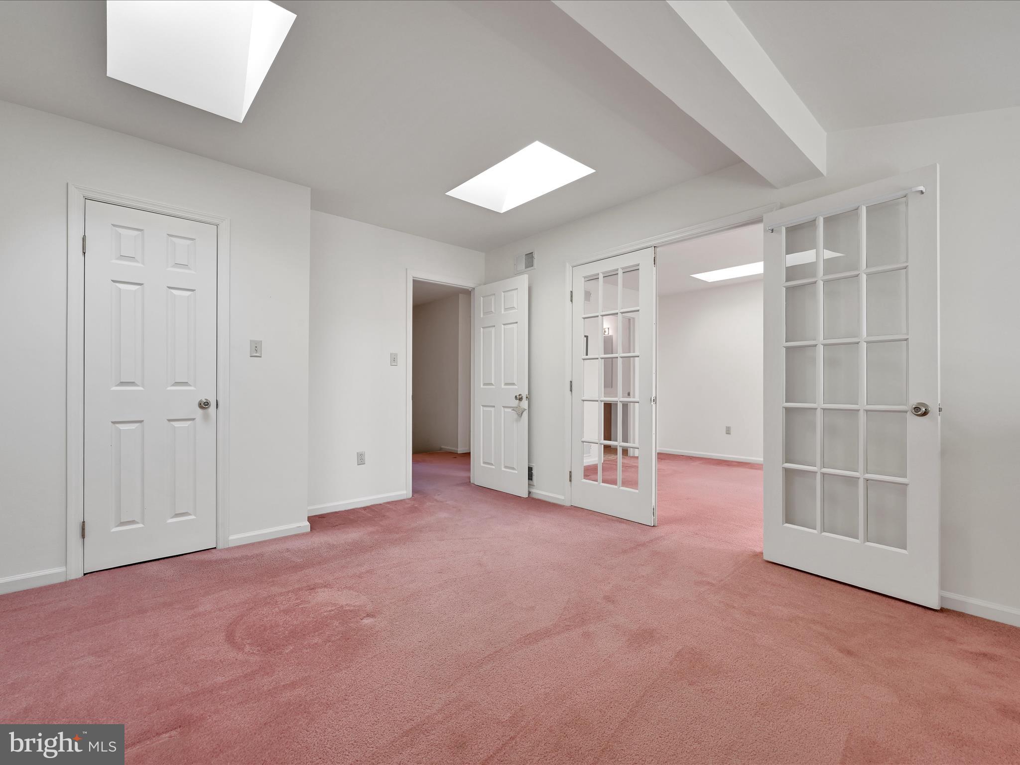 HILLTOP - Residential