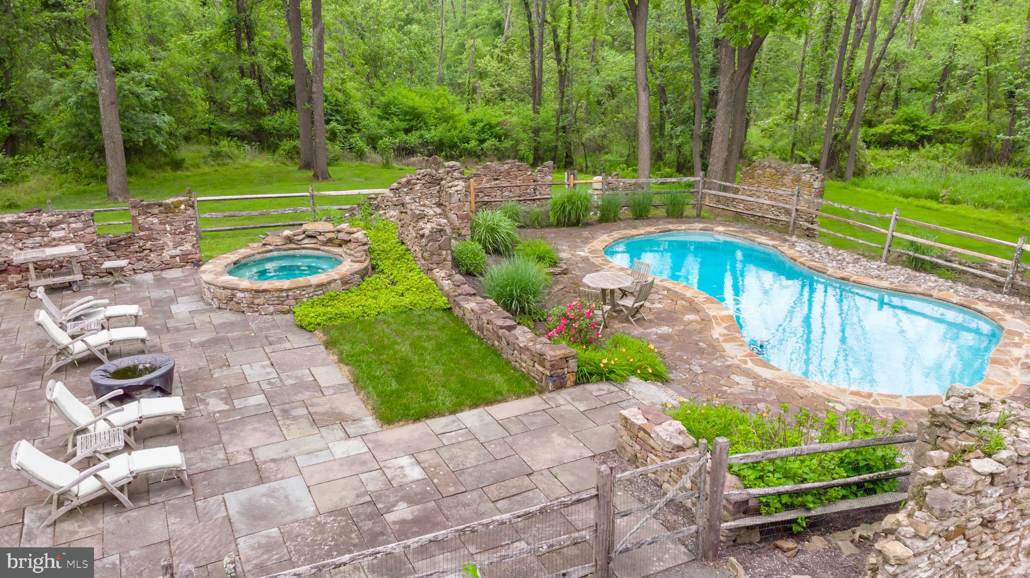 SOLEBURY - Residential