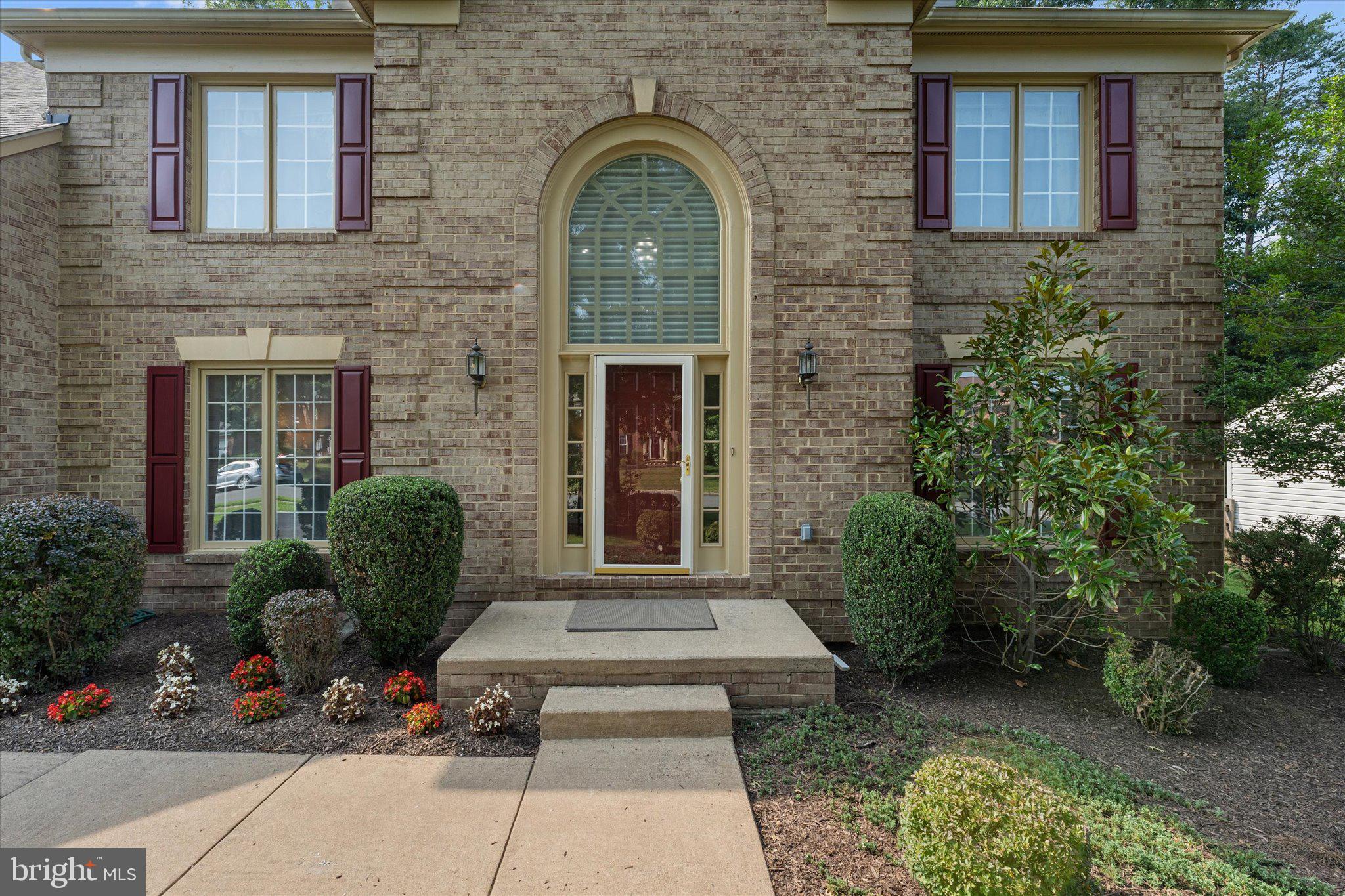 15094 WETHERBURN DRIVE