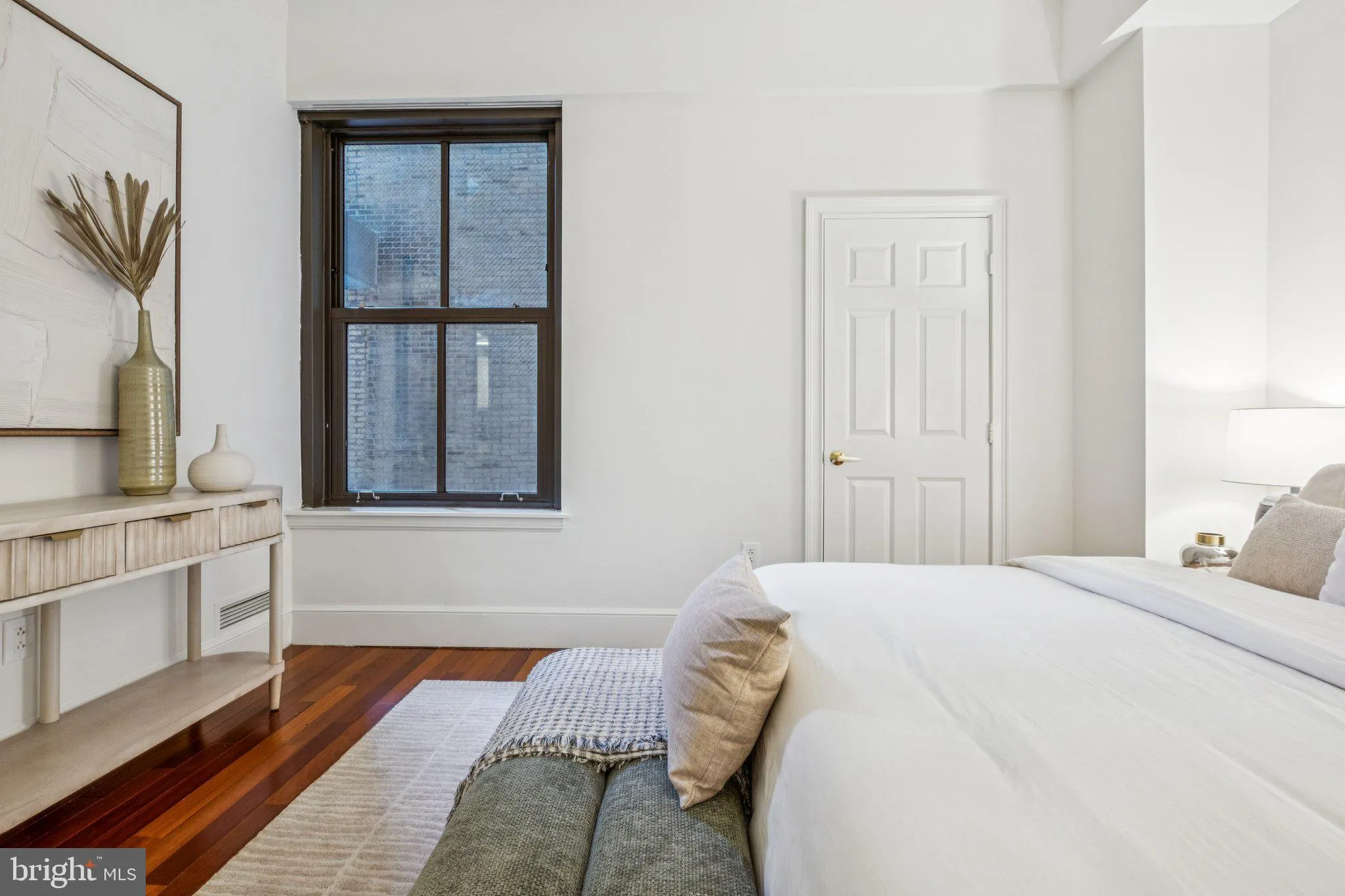 Philadelphia, Pennsylvania 19102, United States, 1 Bedroom Bedrooms, ,1 BathroomBathrooms,Residential,Contingent,200552