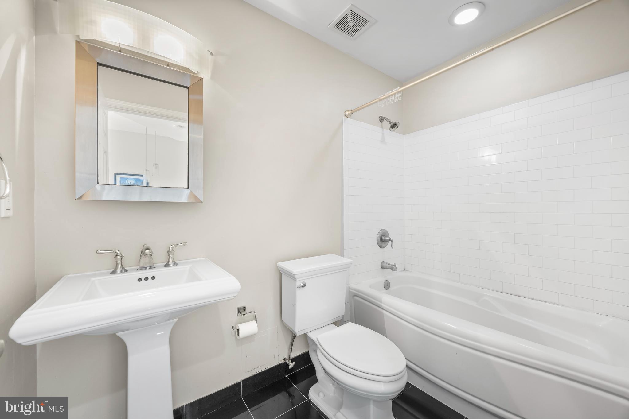 MOUNT VERNON - Residential