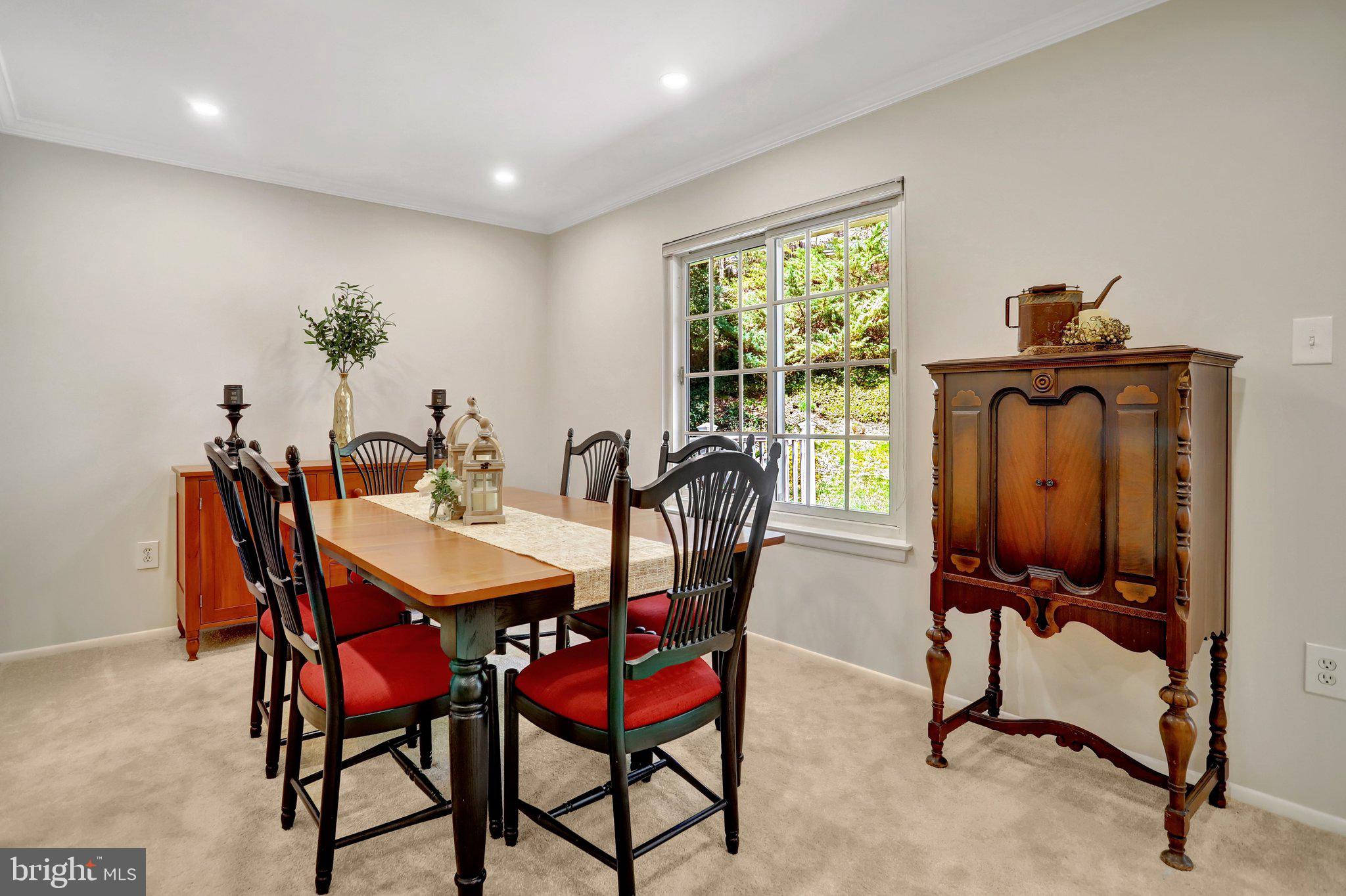 BENT TREE - Residential