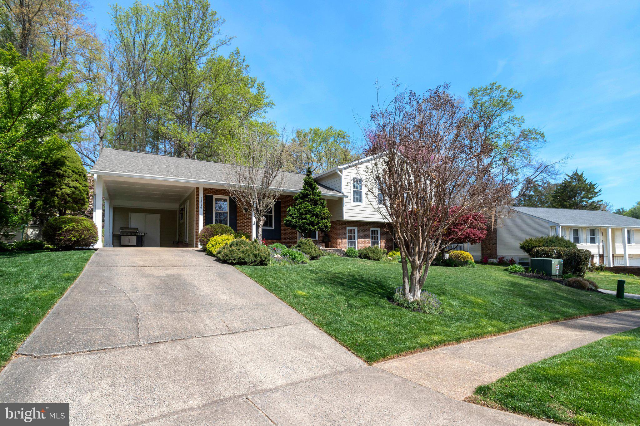 BENT TREE - Residential