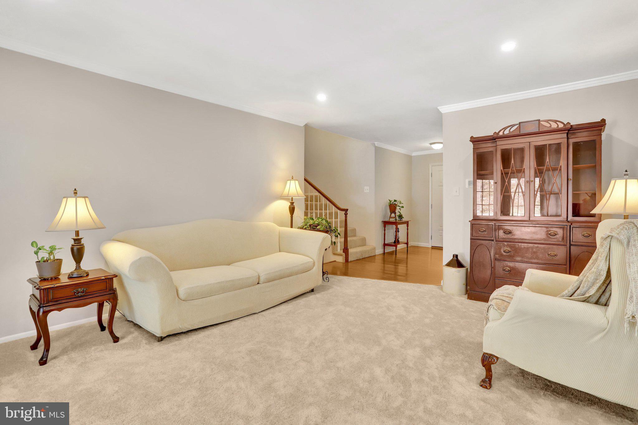 BENT TREE - Residential