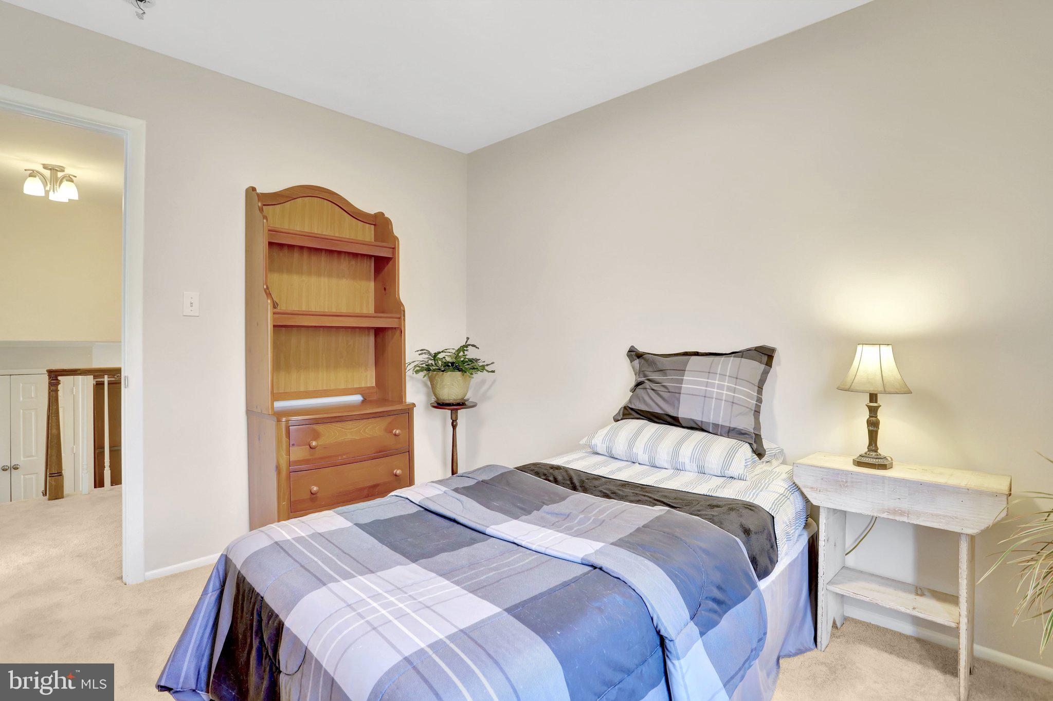 BENT TREE - Residential