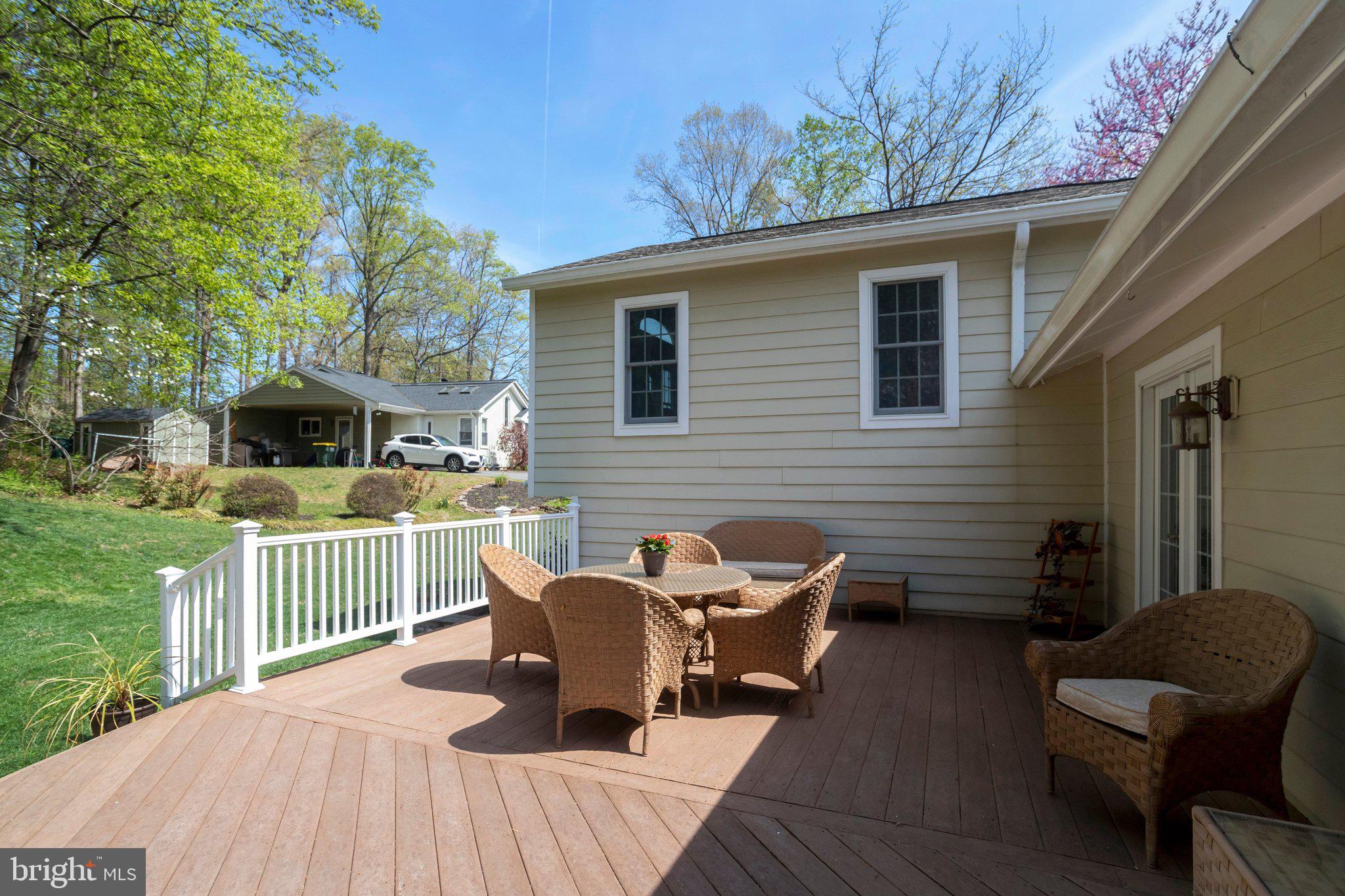 BENT TREE - Residential