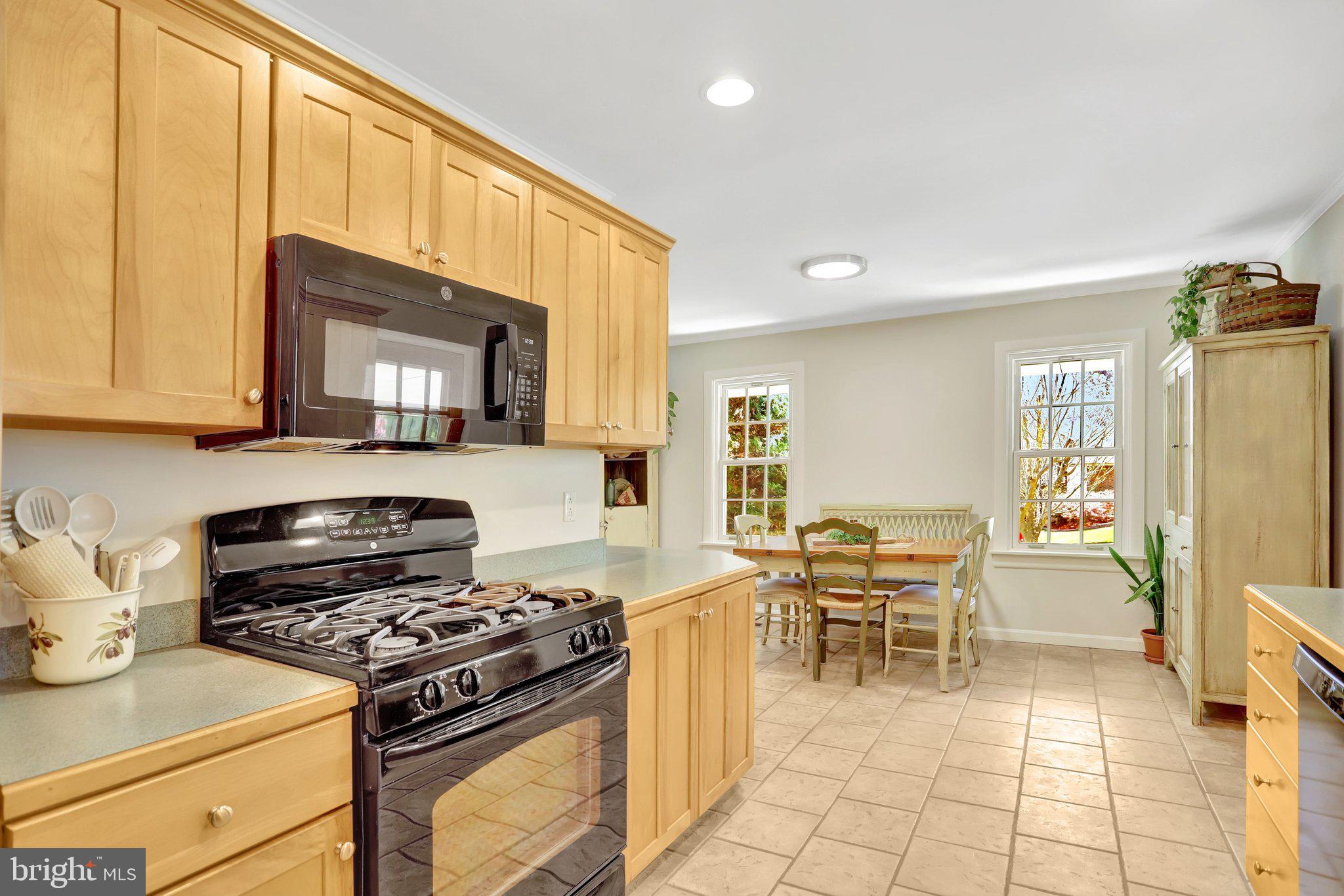 BENT TREE - Residential