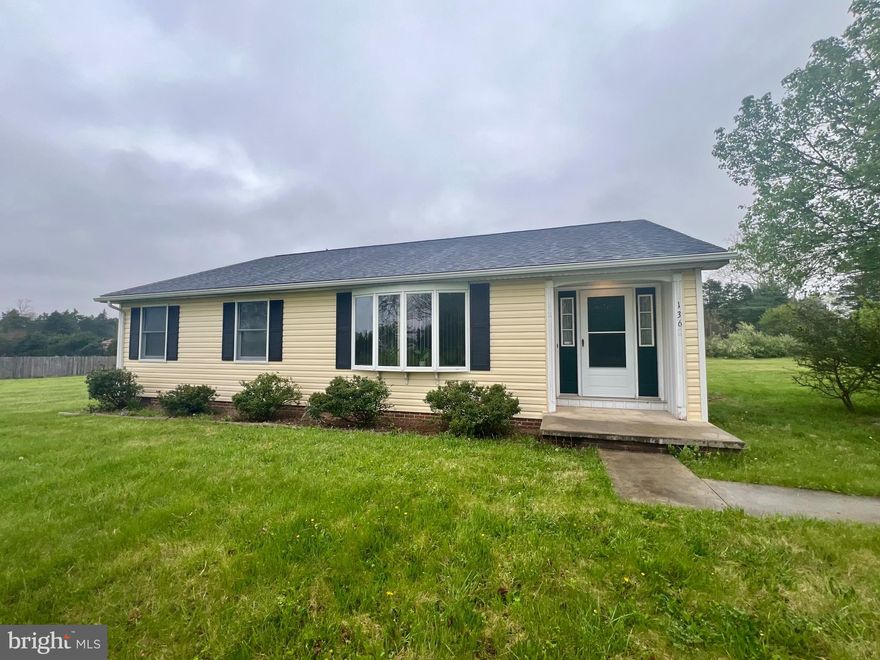 This single family home will not last long! Located on a nearly two-acre lot, this home has a spacious floor plan featuring a living room with bay window for bright, natural light; primary bedroom room with full bath; two additional bedrooms; an additional full bath; eat-in kitchen with access to the family room and rear deck - perfect for entertaining or relaxing; and full sized washer and dryer. 

The open back yard is ideal for outside activities, and there is a shed for additional storage. 

Just a short drive from I-81 and Route 9; and situated between Charles Town and Inwood - perfect for commuters. 

No Pets!

EHO.