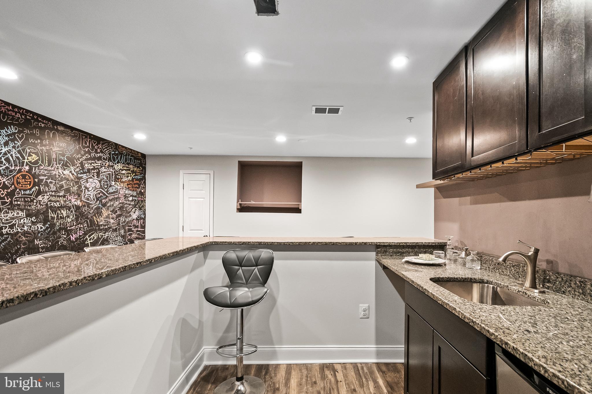 CHELTENHAM - Residential