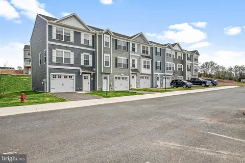 MLS: PAYK2101834