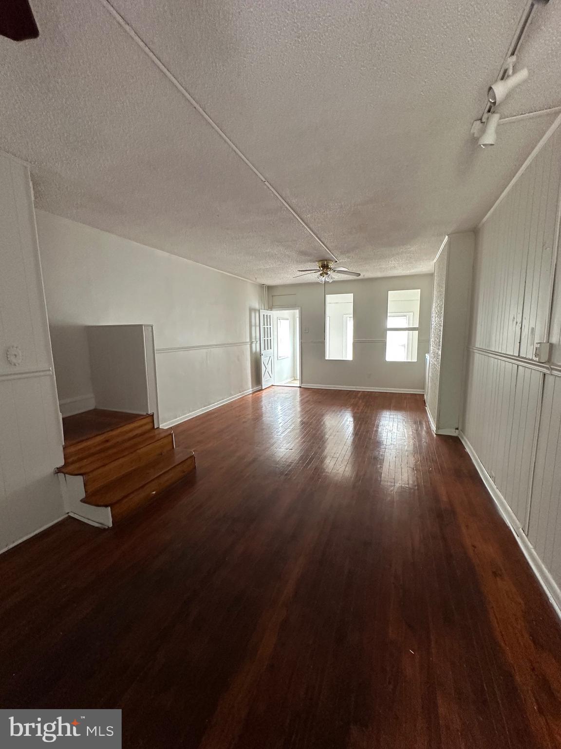 135 W COURTLAND STREET