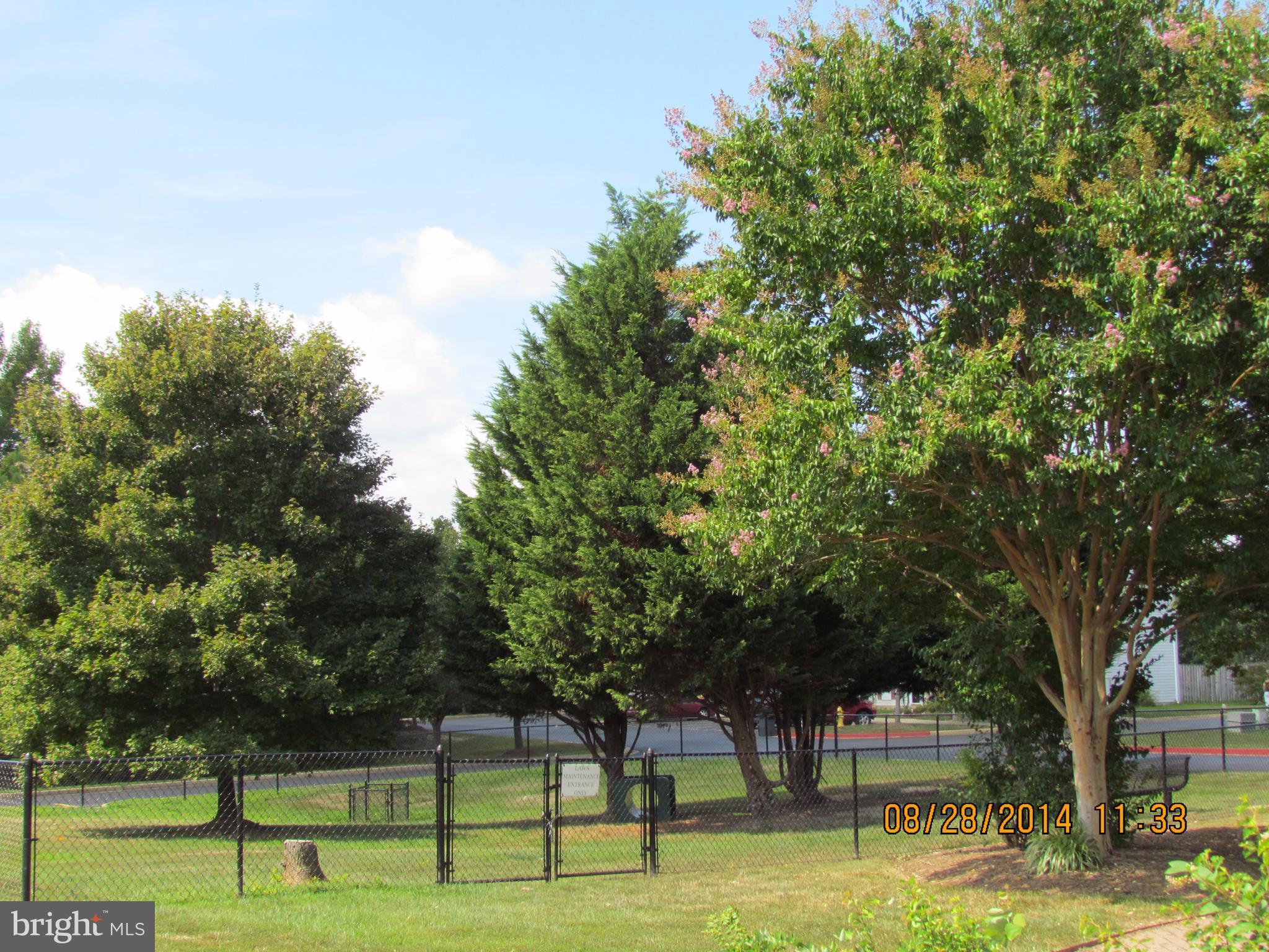 LAUREL GLEN - Residential Lease