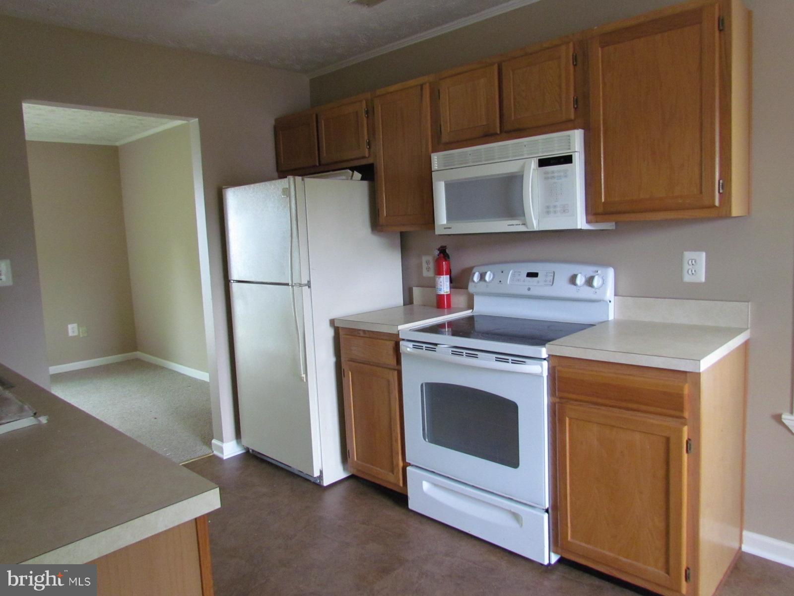 LAUREL GLEN - Residential Lease