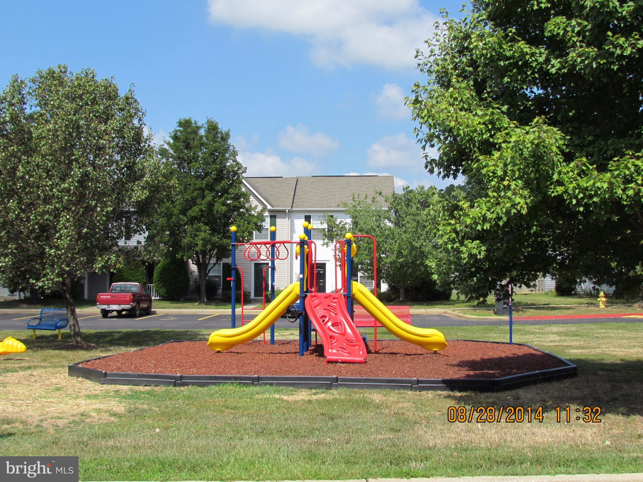 LAUREL GLEN - Residential Lease