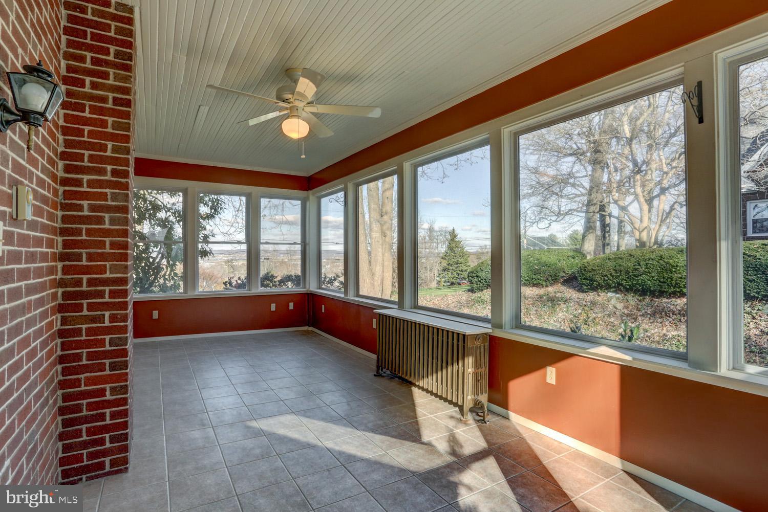 EPHRATA - Residential