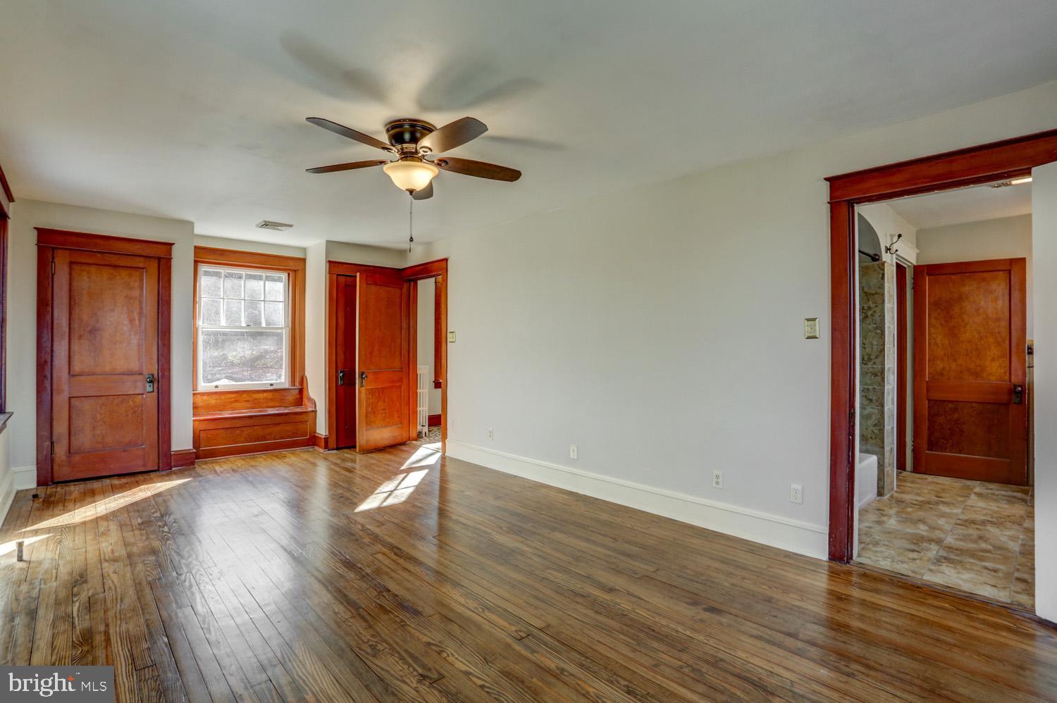 EPHRATA - Residential