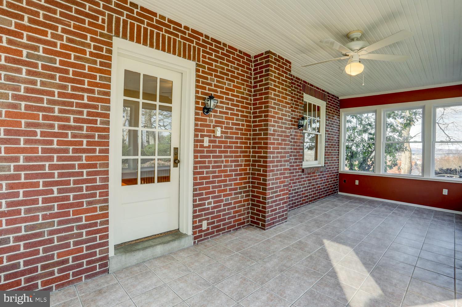 EPHRATA - Residential