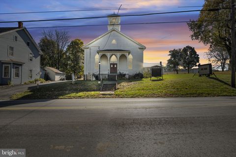 Photo of 85 Tuscarora Path, ICKESBURG, PA 17037 (MLS # PAPY2008512) Photo of 85 Tuscarora Path, ICKESBURG, PA 17037 (MLS # PAPY2008512)