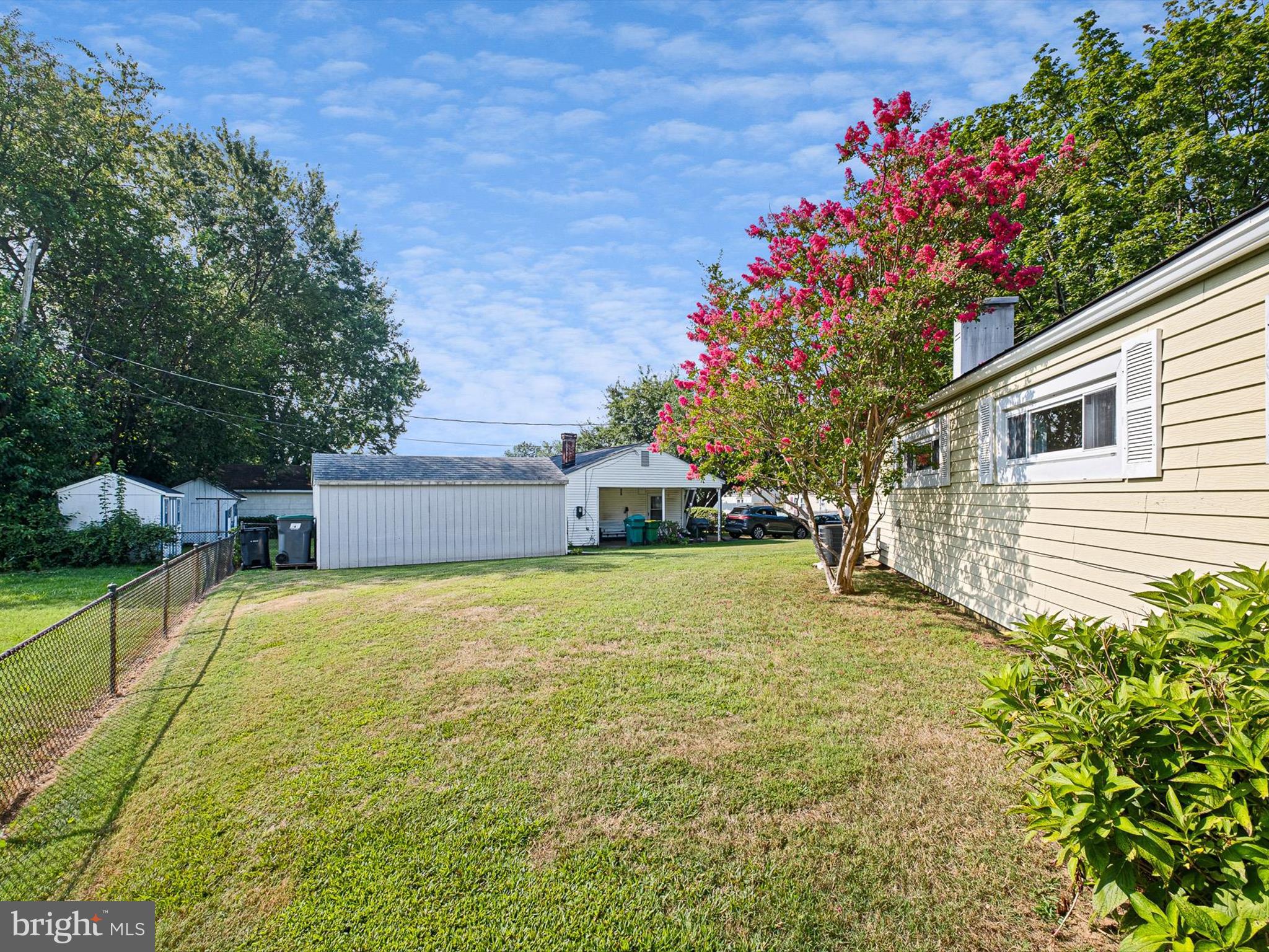 21 WARDOR AVENUE