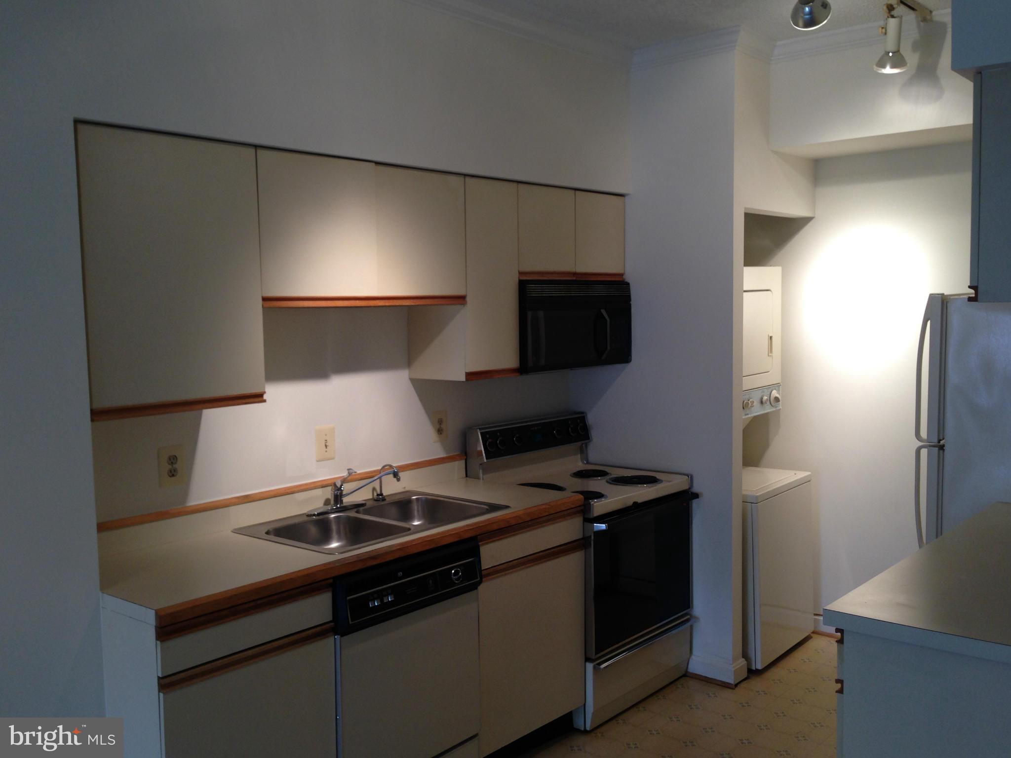 BELLA VISTA - Residential Lease