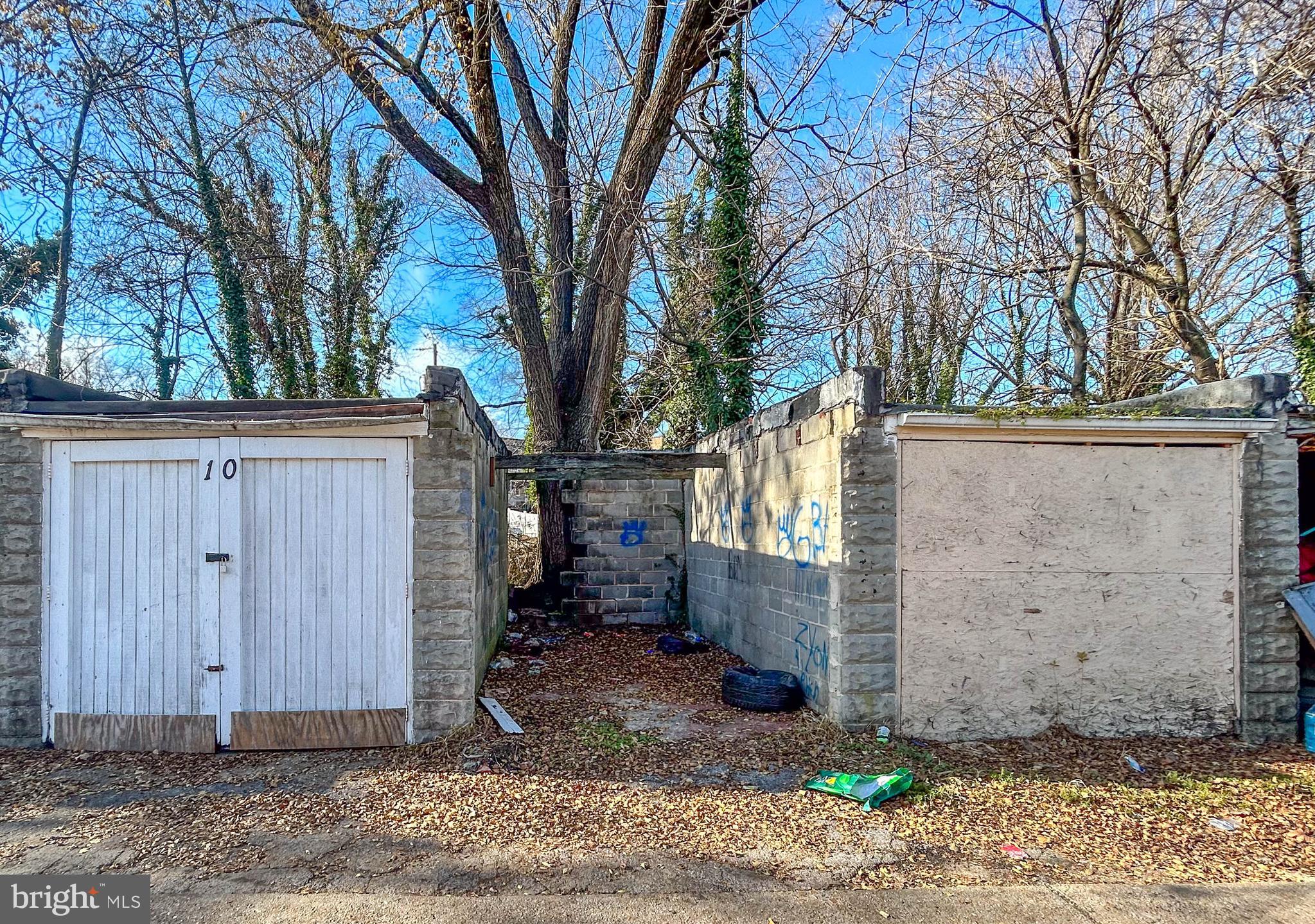 BROOKLYN - Residential