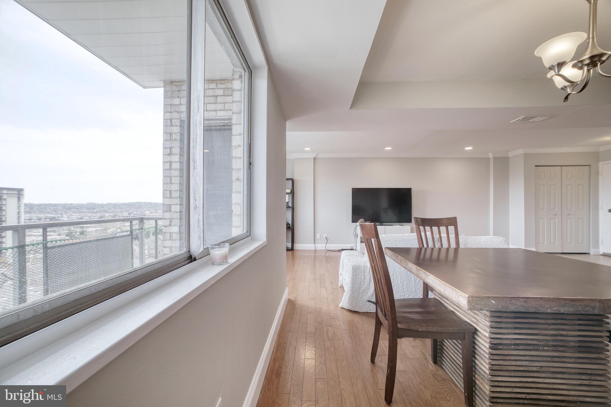 PAVILION ON THE PARK - Residential