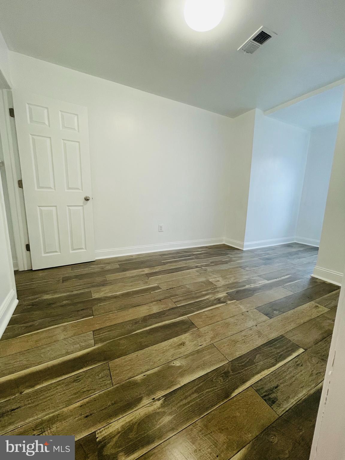 KENSINGTON - Residential