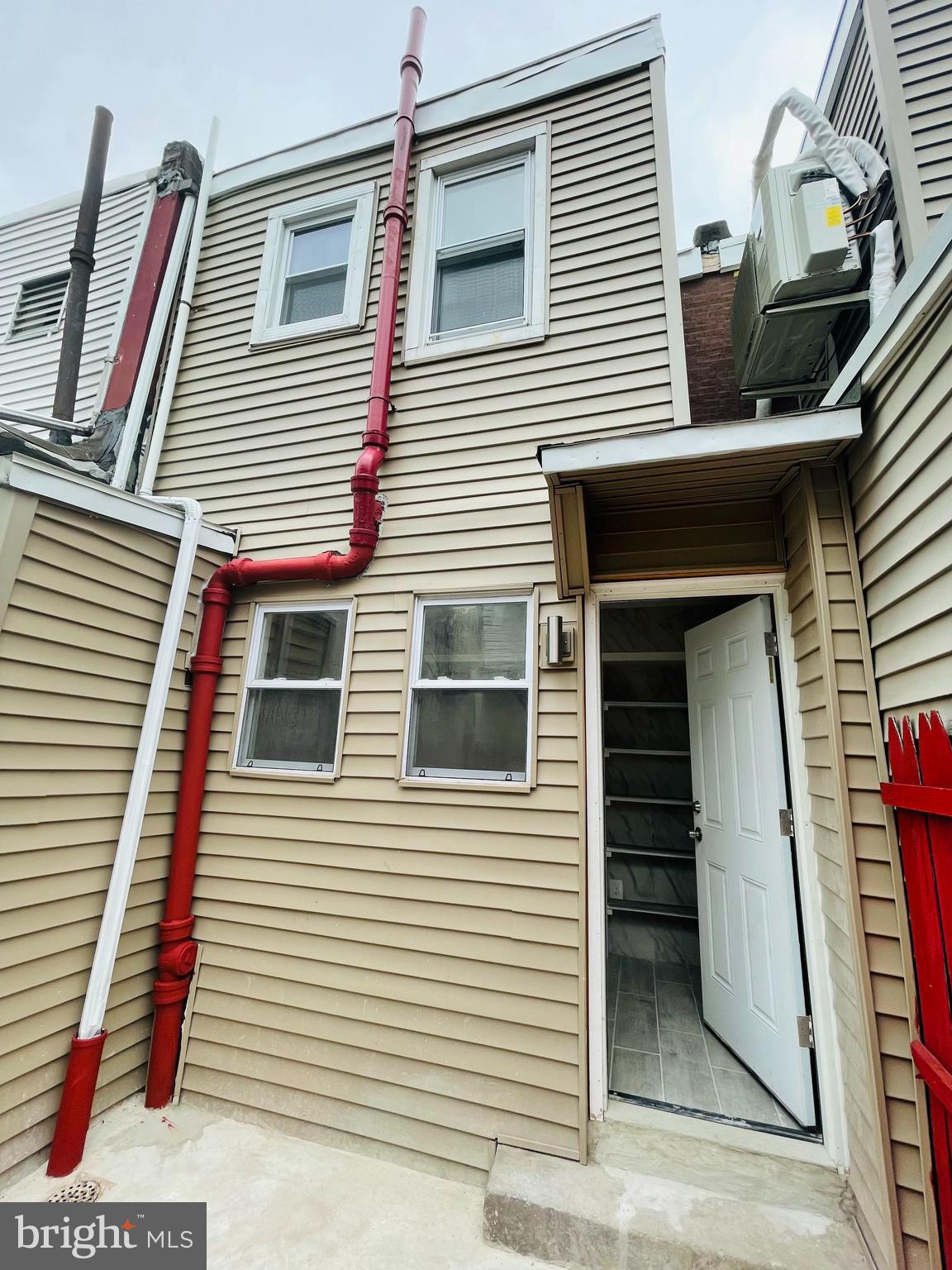 KENSINGTON - Residential