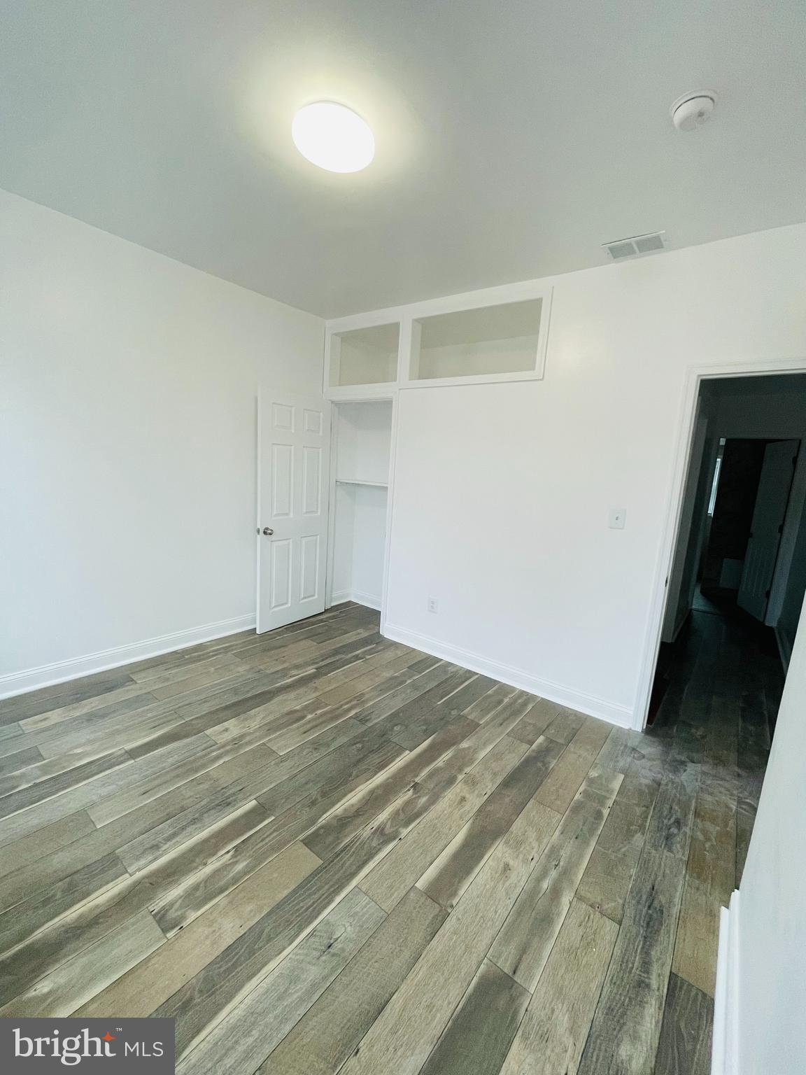 KENSINGTON - Residential