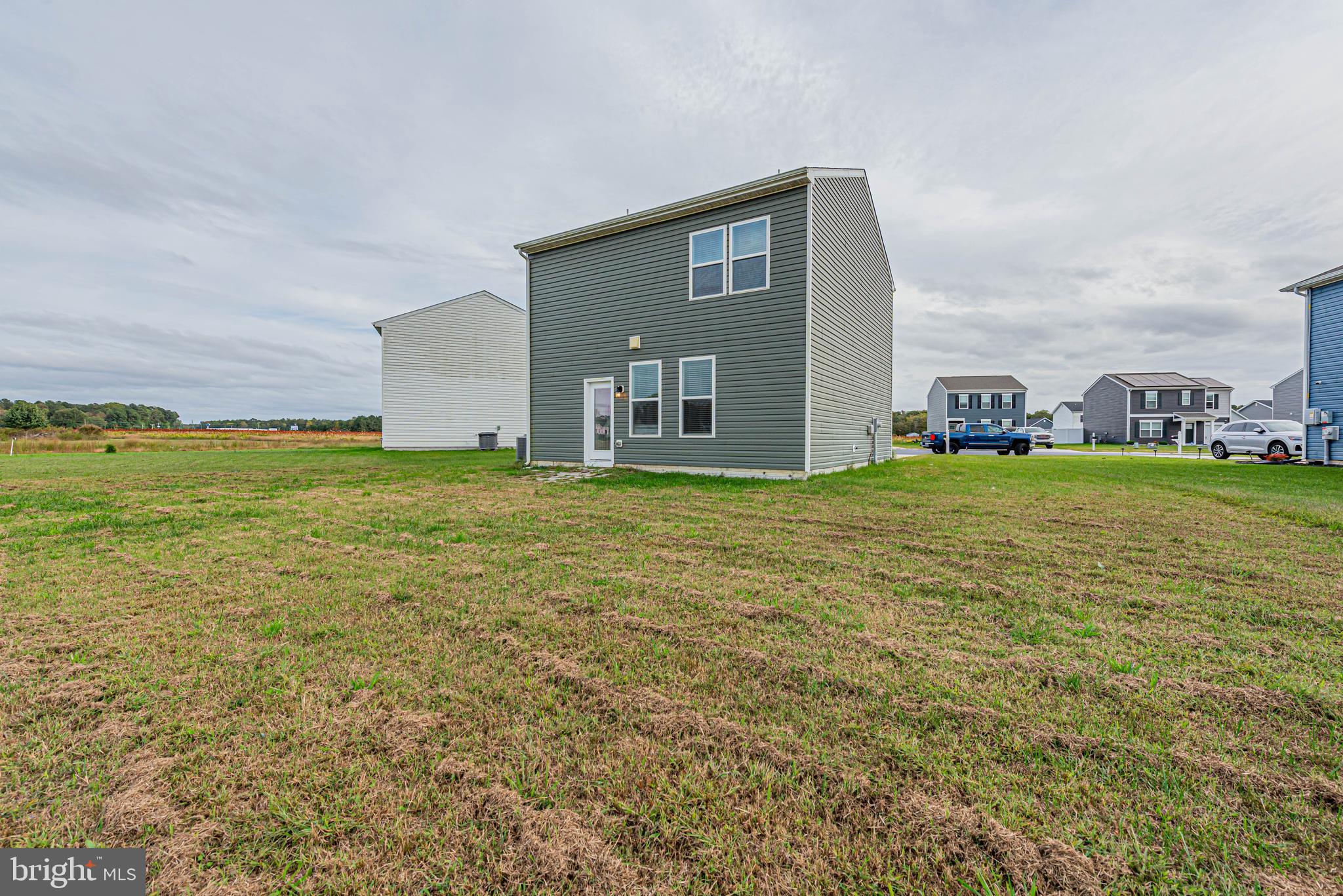 SOUTHERN FLDS - Residential