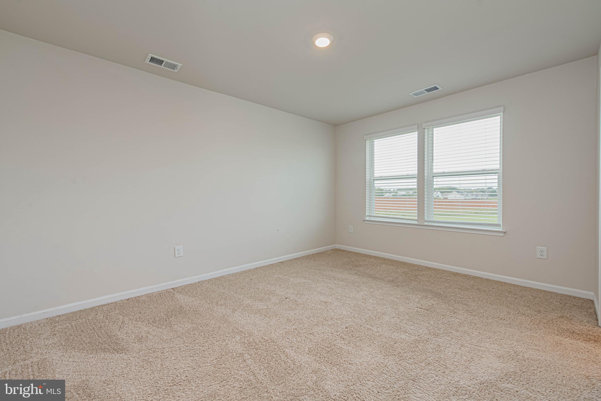 SOUTHERN FLDS - Residential