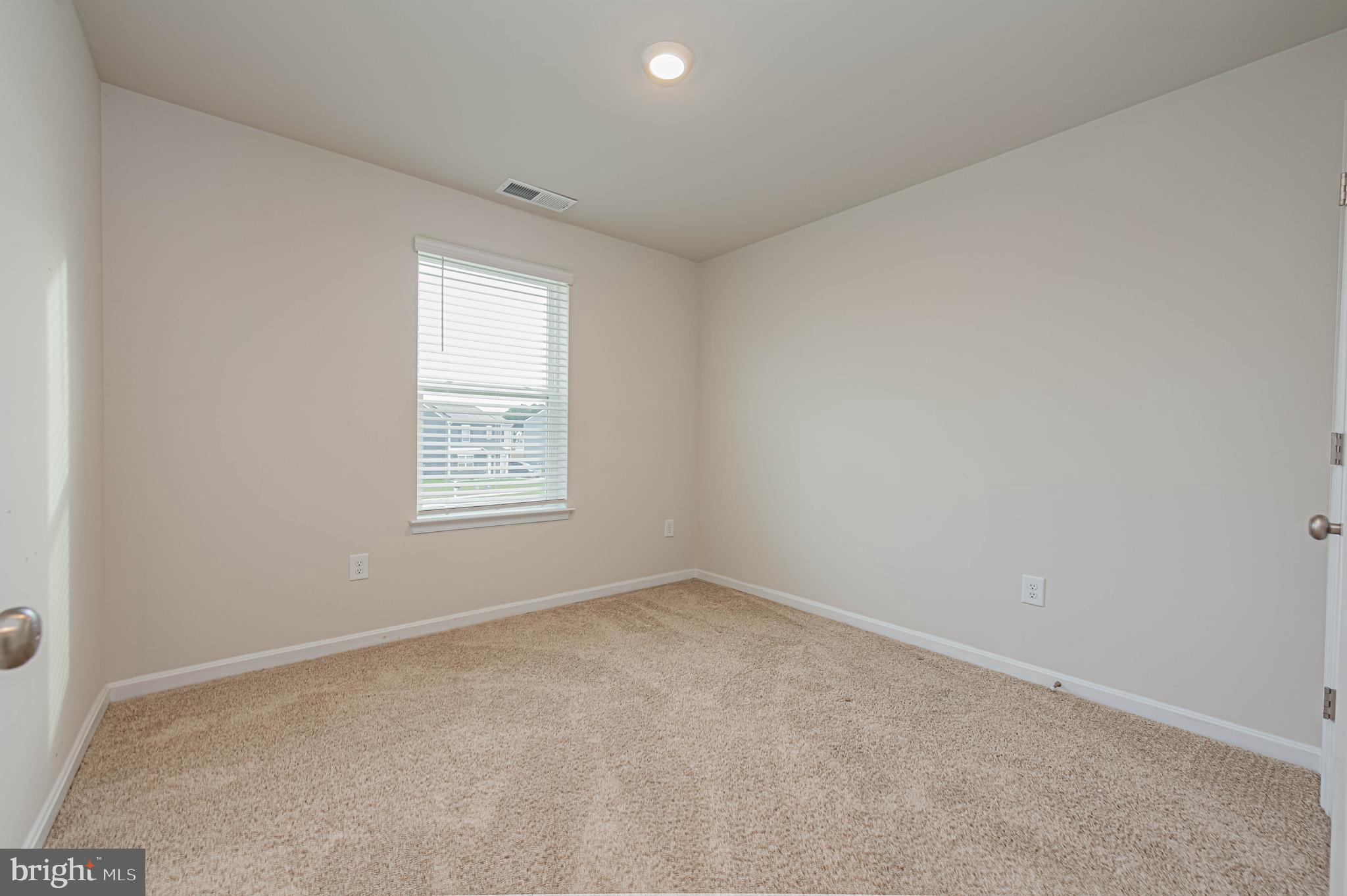 SOUTHERN FLDS - Residential