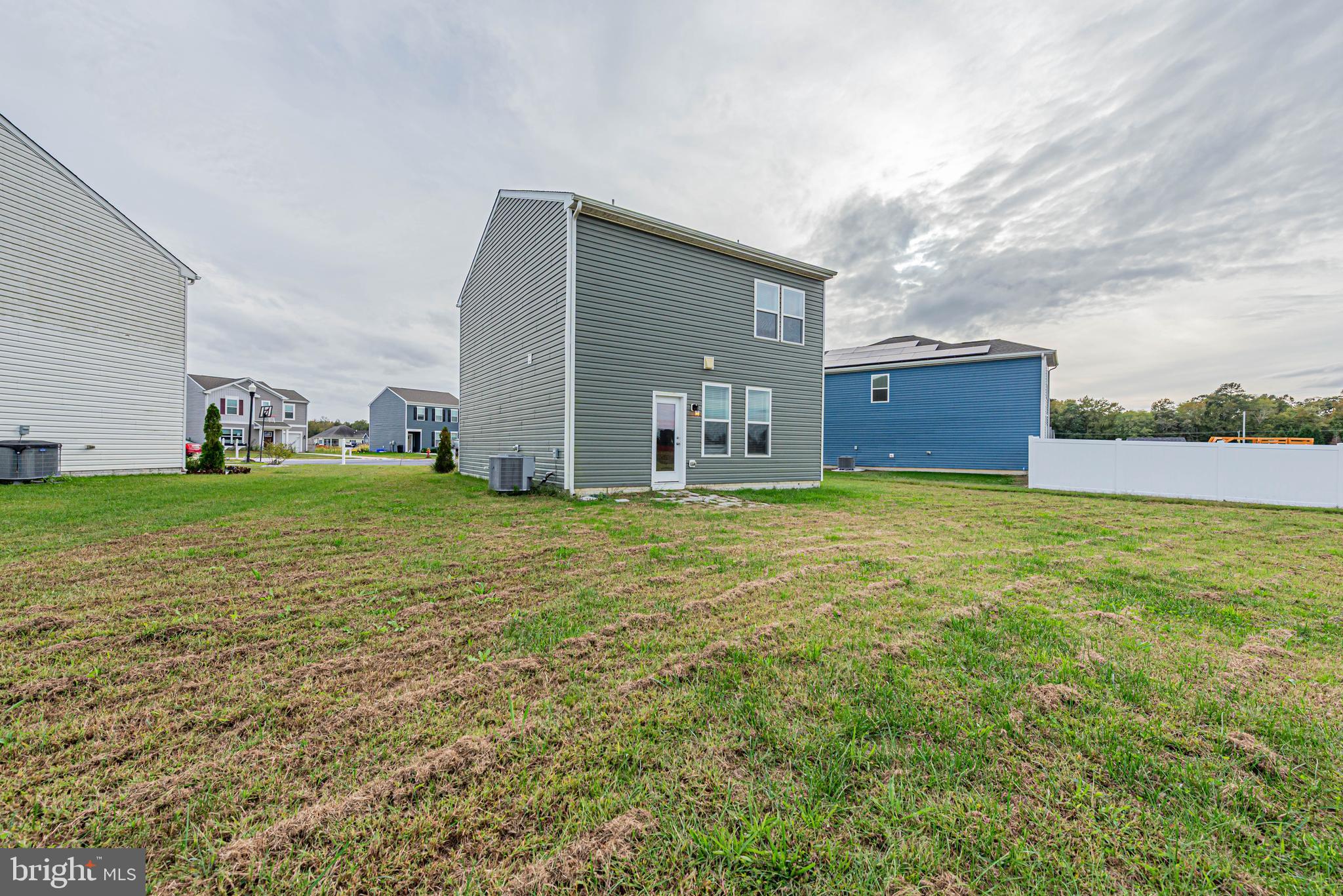 SOUTHERN FLDS - Residential
