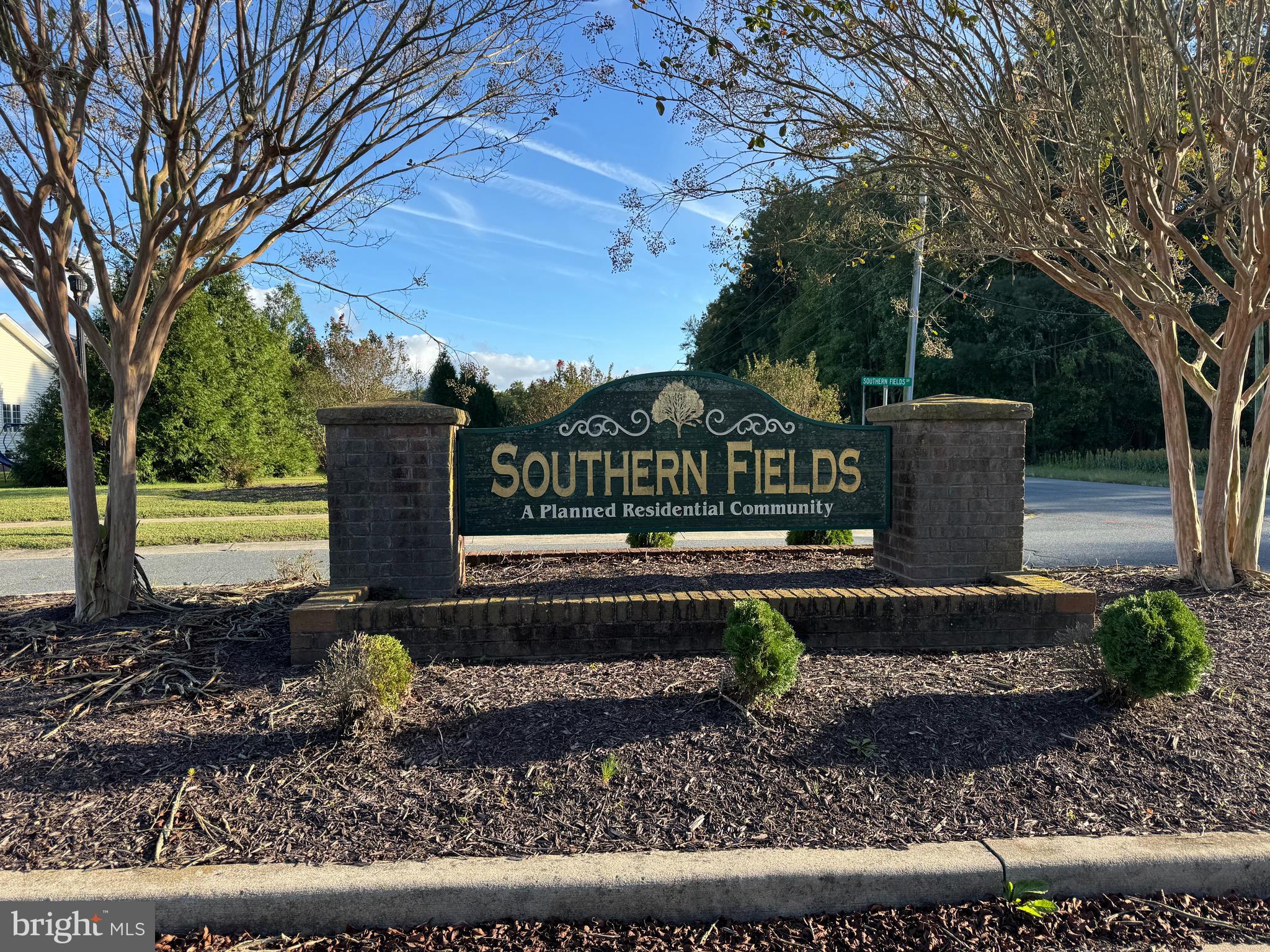 SOUTHERN FLDS - Residential