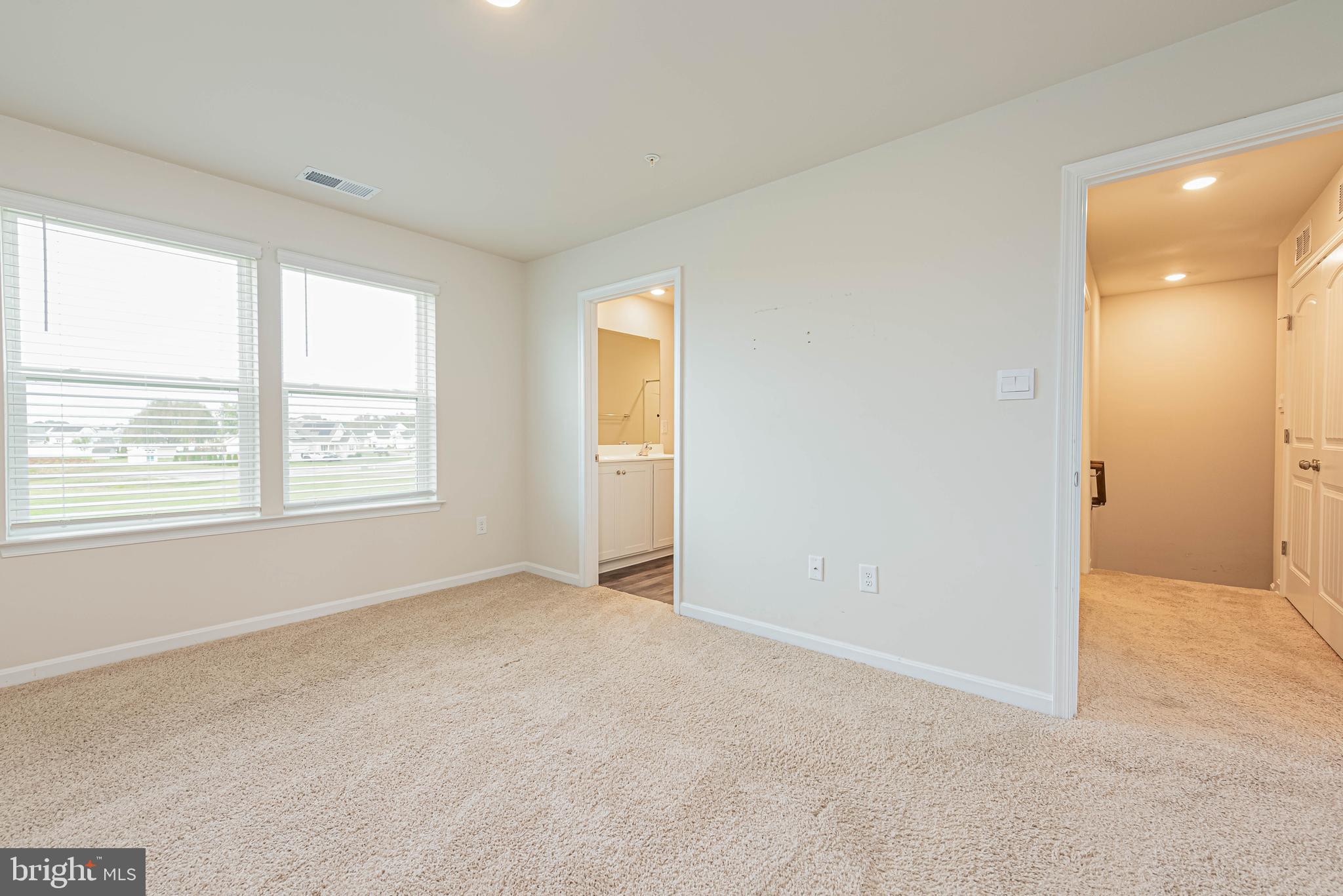 SOUTHERN FLDS - Residential