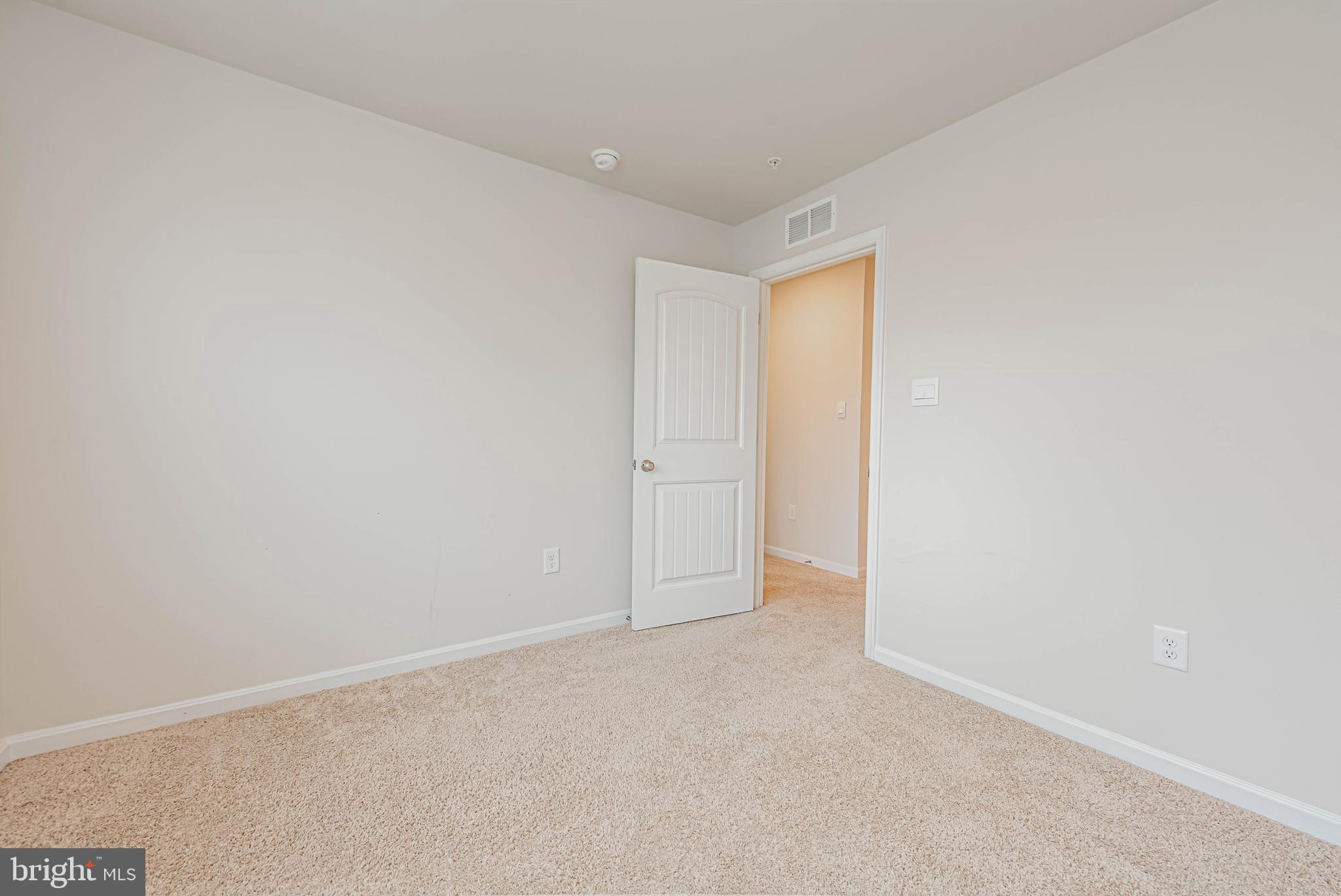 SOUTHERN FLDS - Residential