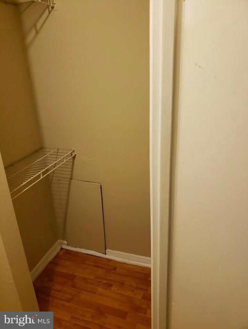 FORESTVILLE - Residential