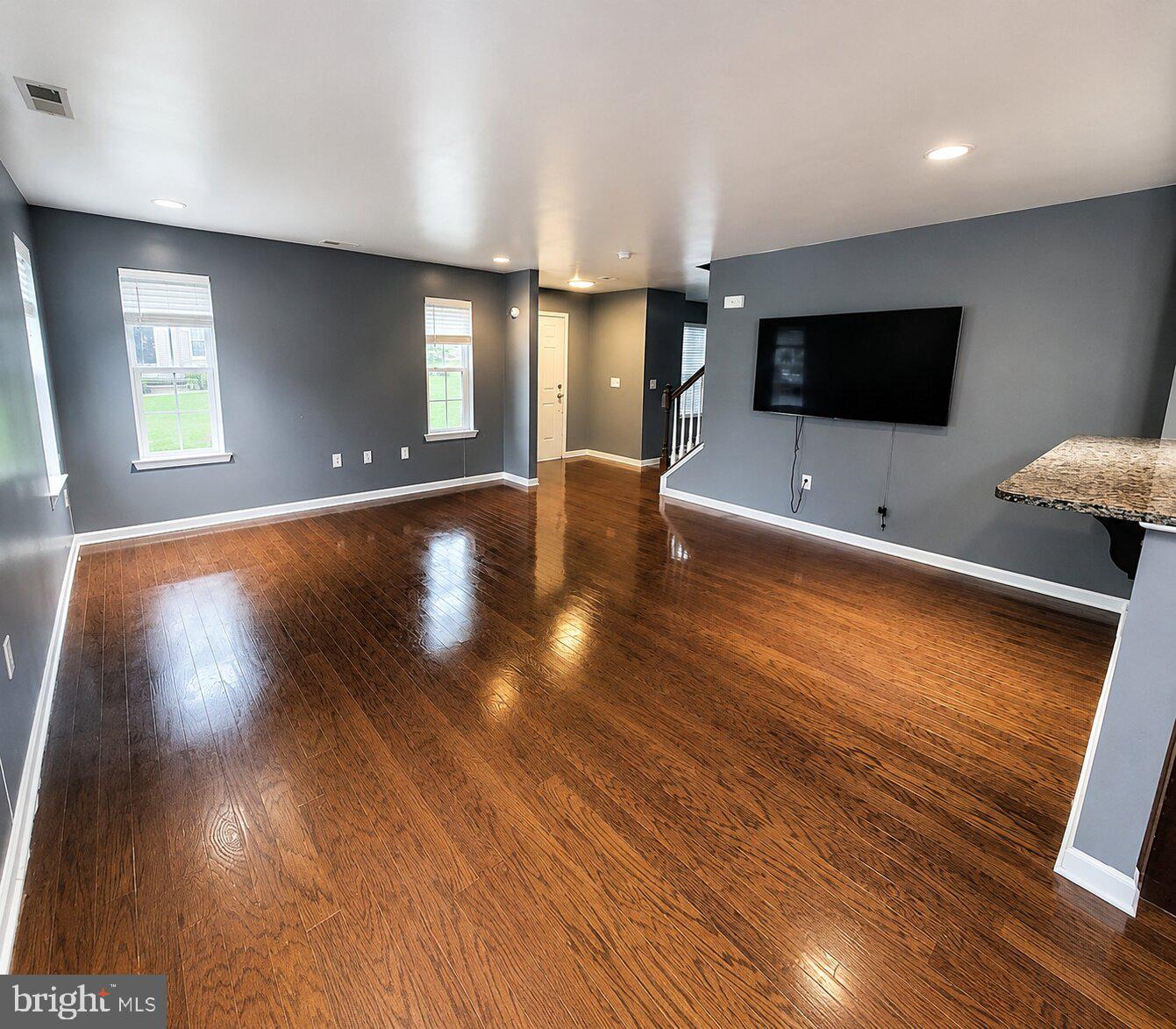 5960 VALLEY FORGE DRIVE
