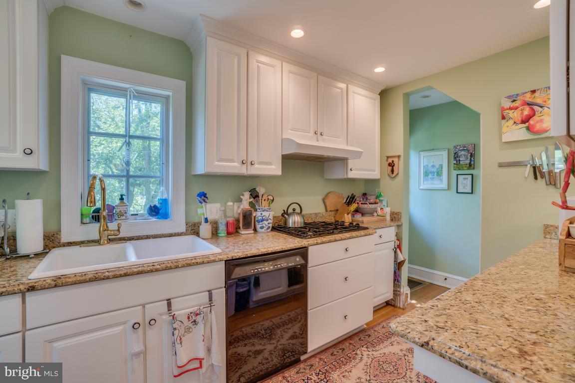 AURORA HILLS - Residential Lease