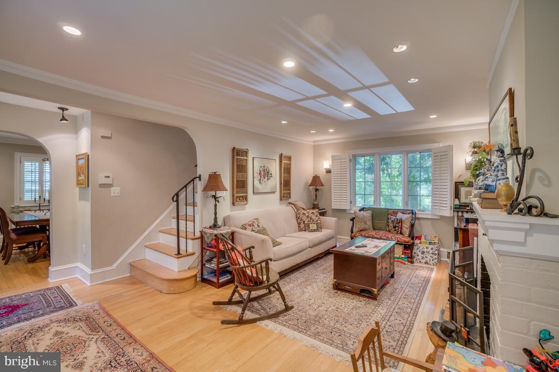 AURORA HILLS - Residential Lease