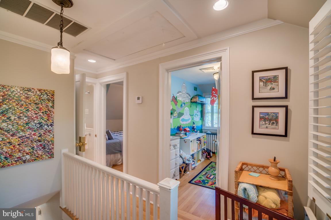 AURORA HILLS - Residential Lease