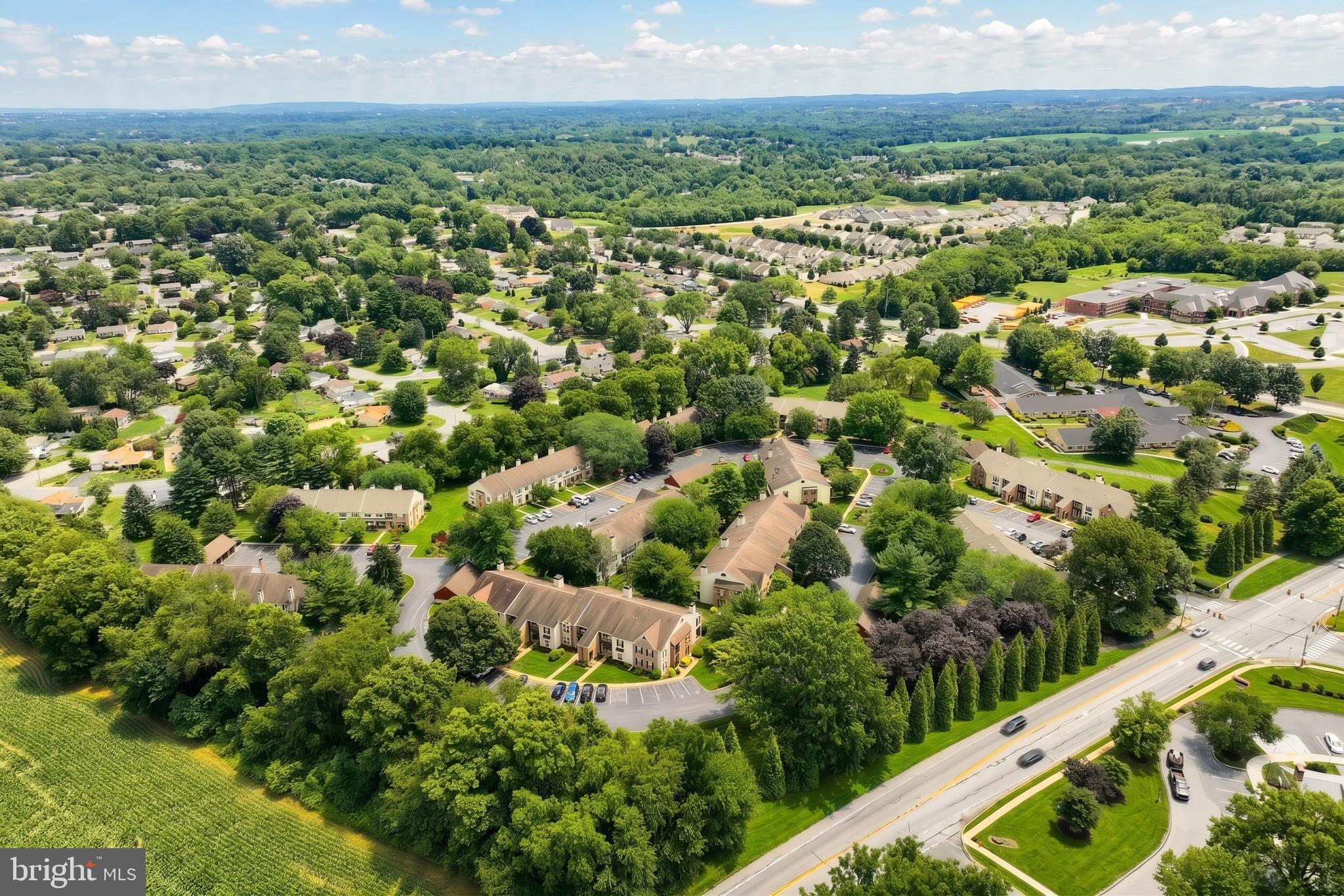 143 OAK KNOLL CIRCLE