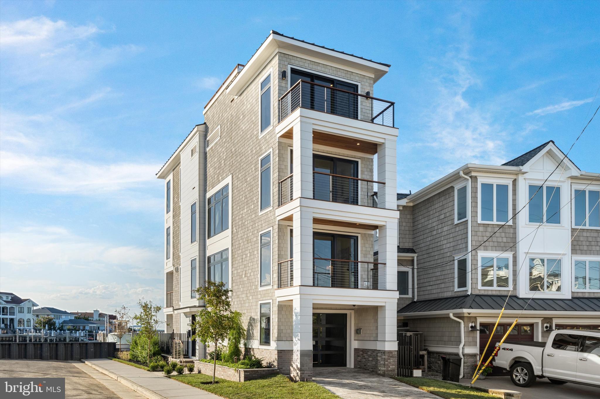 233 W 17TH STREET