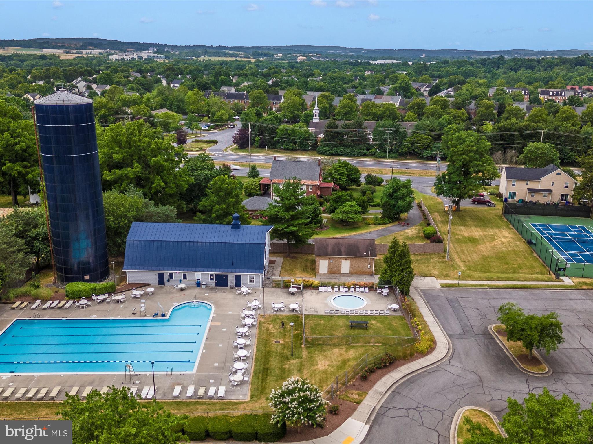 WATERSIDE - Residential