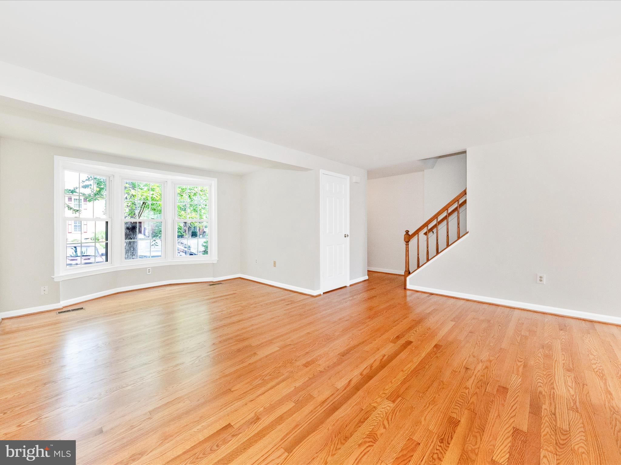 WATERSIDE - Residential