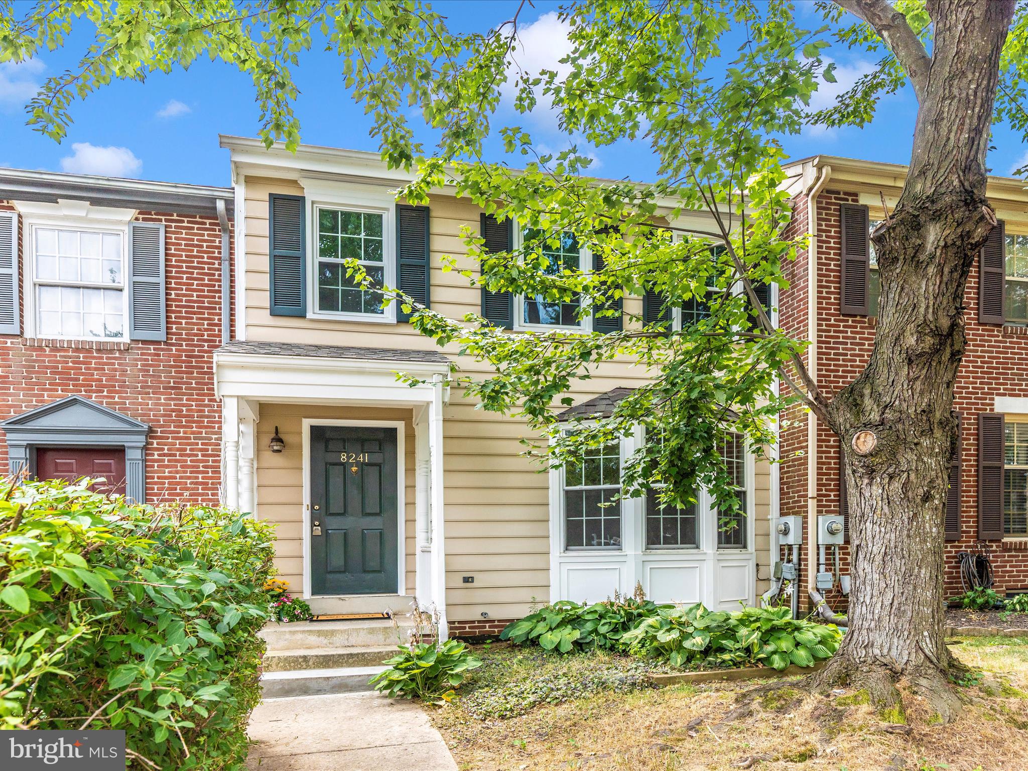 WATERSIDE - Residential